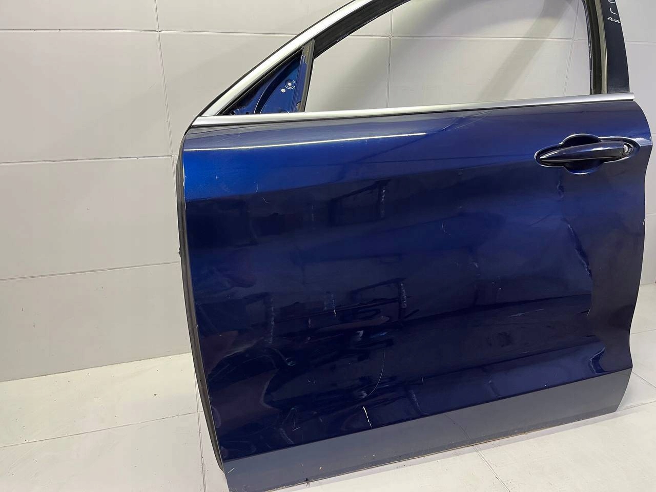 door front left side Alfa Romeo Stelvio 2017