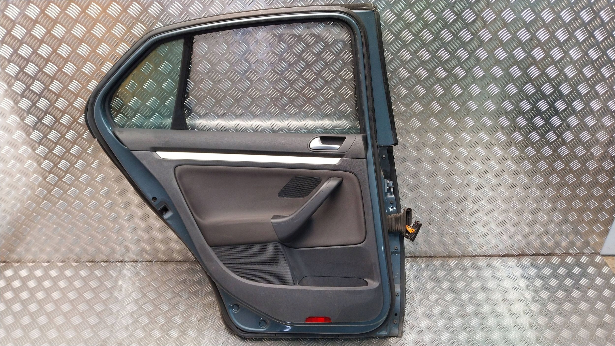 Tür heck links VW JETTA V 05