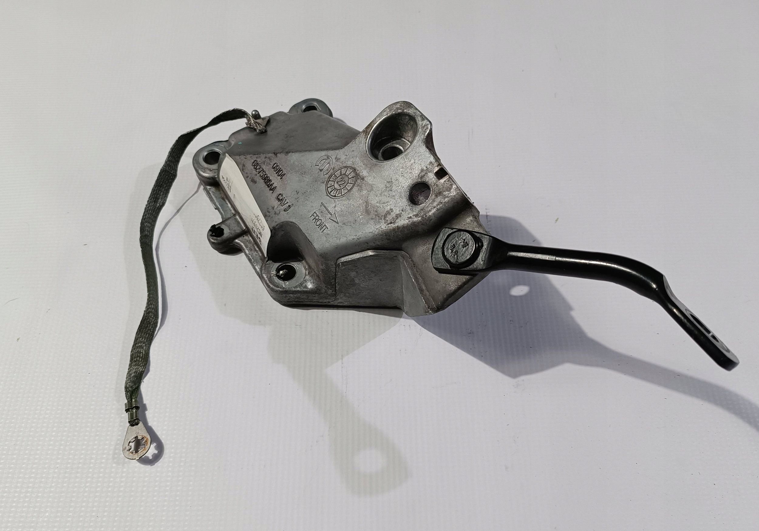engine mount holder right right Dodge Durango 5.7 6.2 6.4 SRT 2018