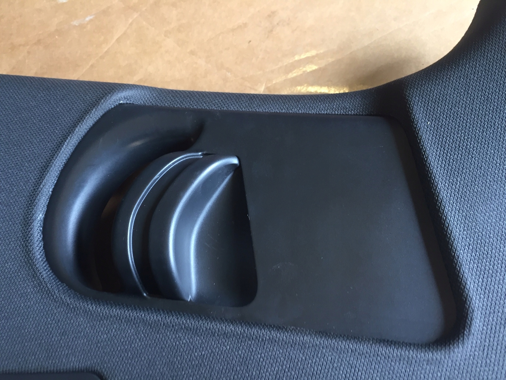 AUDI A6 C7 kryt SLUPKA pravá 4G0867244