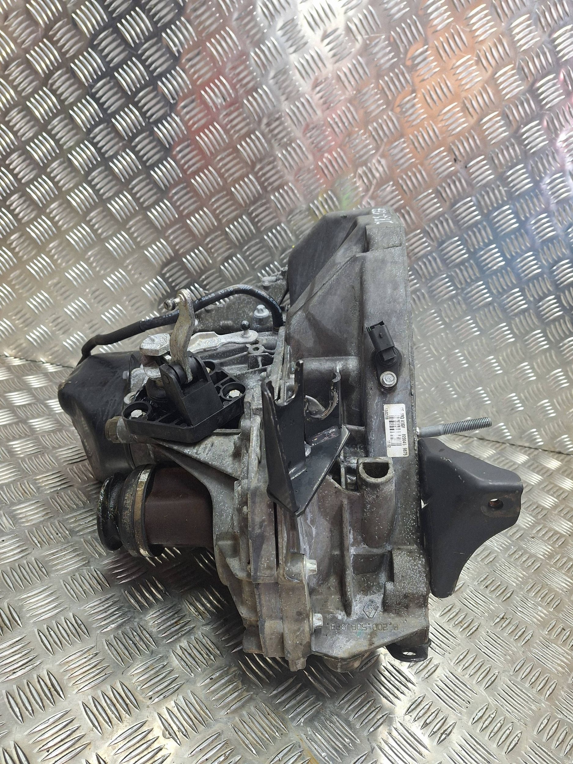 Getriebe NISSAN MICRA K12 NOTE E11 06-12 1.5 DCi JR5137 5-getriebe