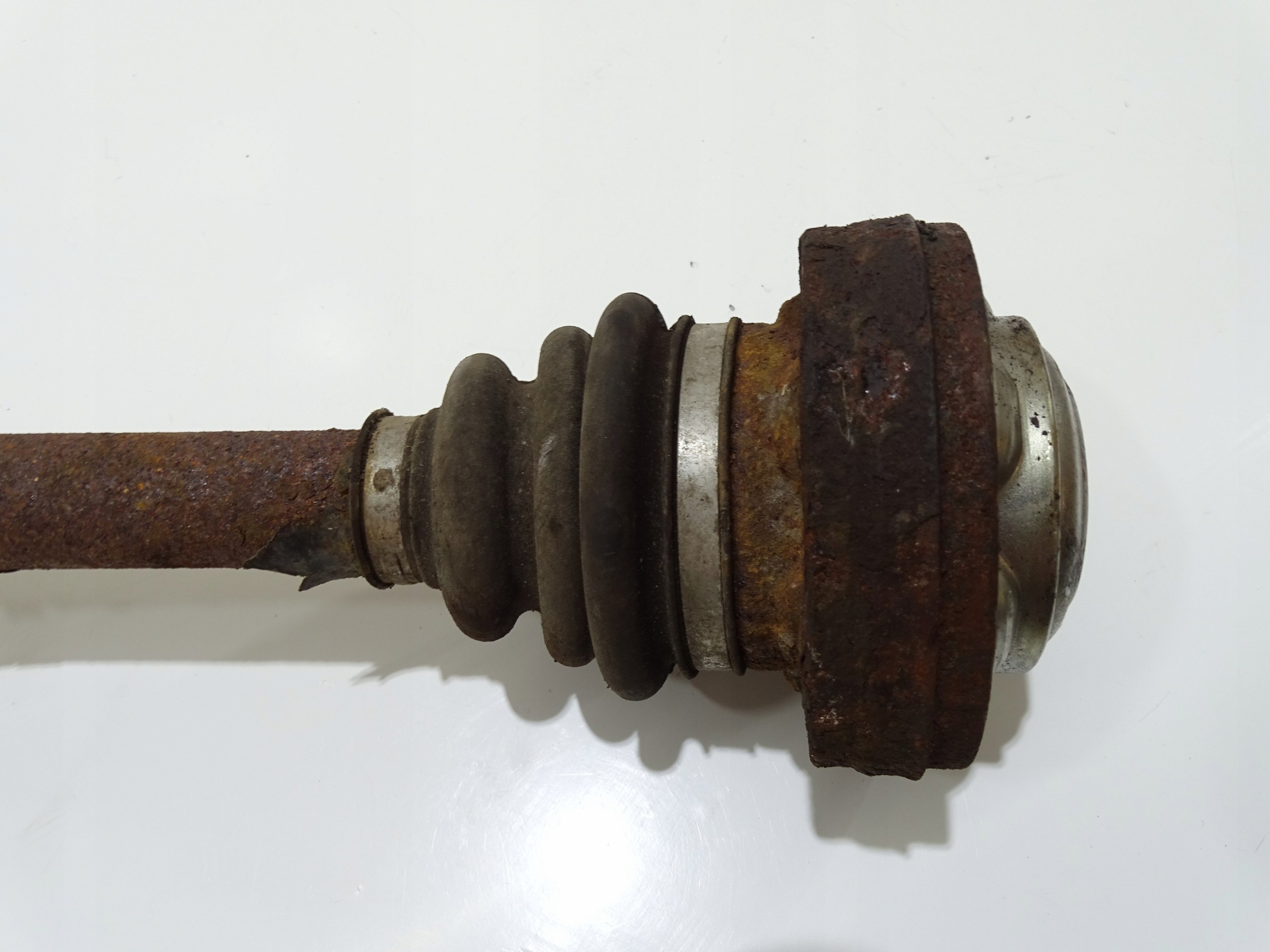 semi-axis right rear part BMW X3 E83 204D4 MANUAL 7537608 (24241676)