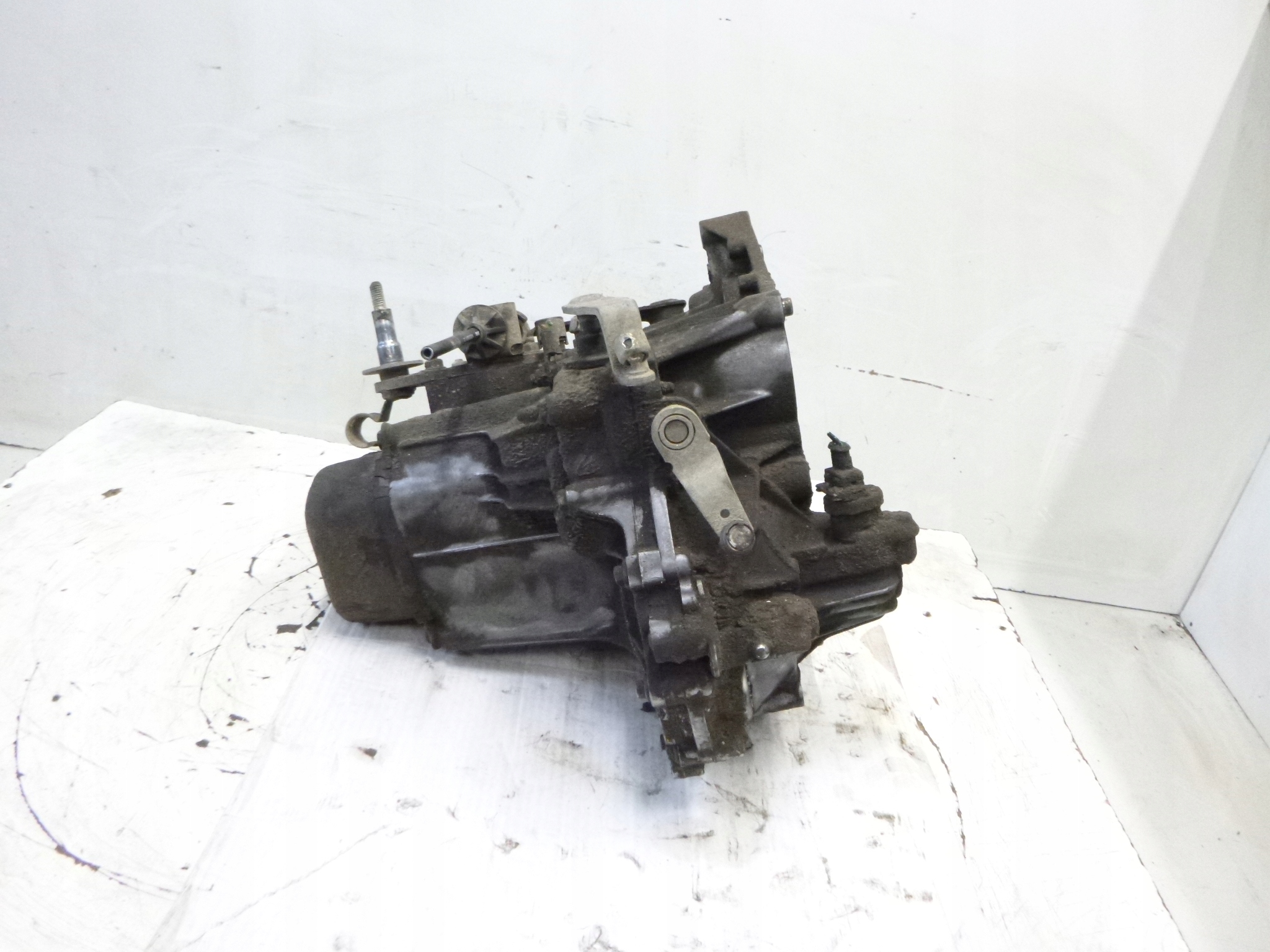 Getriebe Citroen Xsara 1.4 20CE42 2001r.