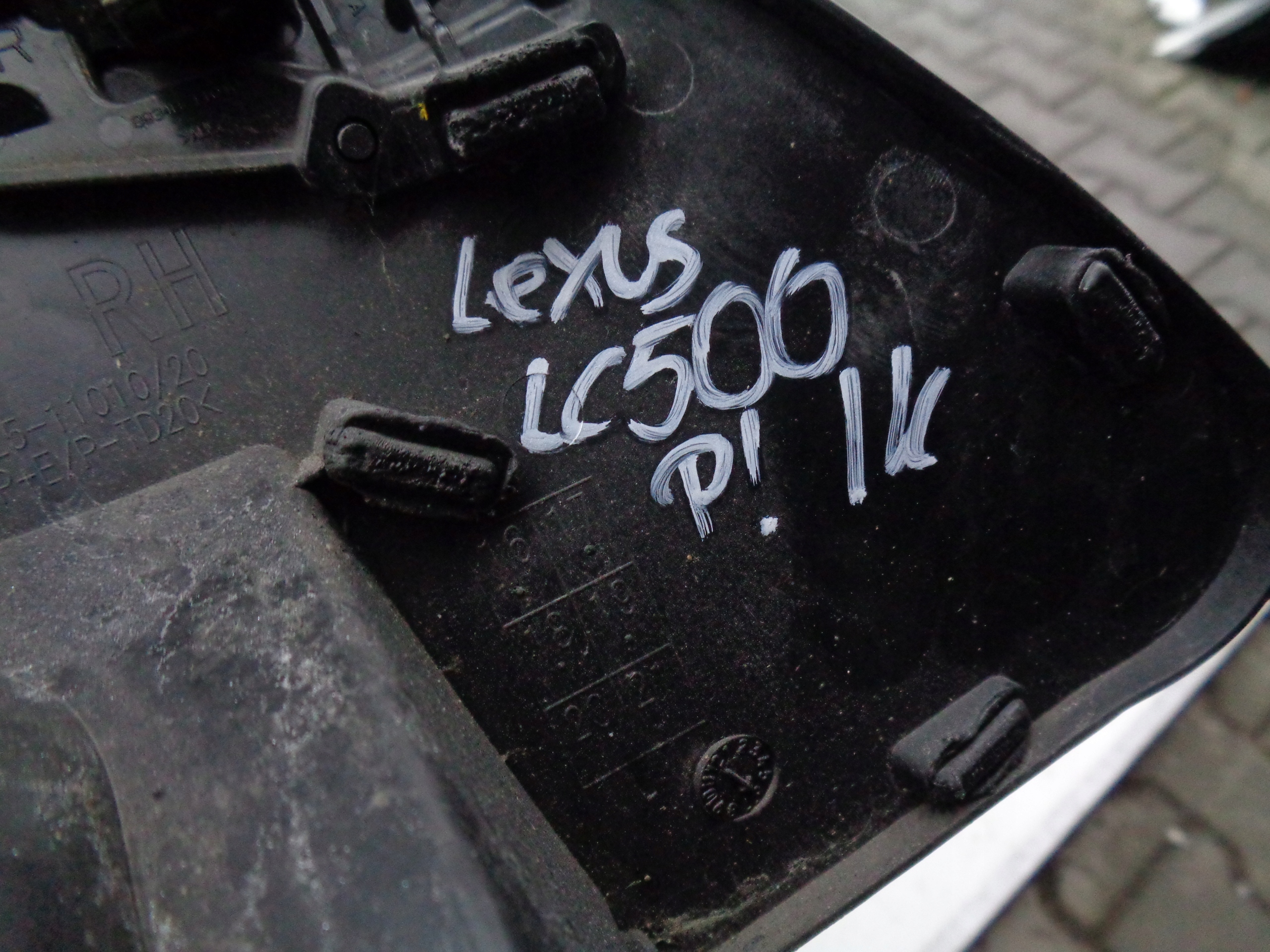 ATRAPA GRILL LEXUS LC500 Jakość części (zgodnie z GVO) Q - oryginał z logo producenta części (OEM, OES)