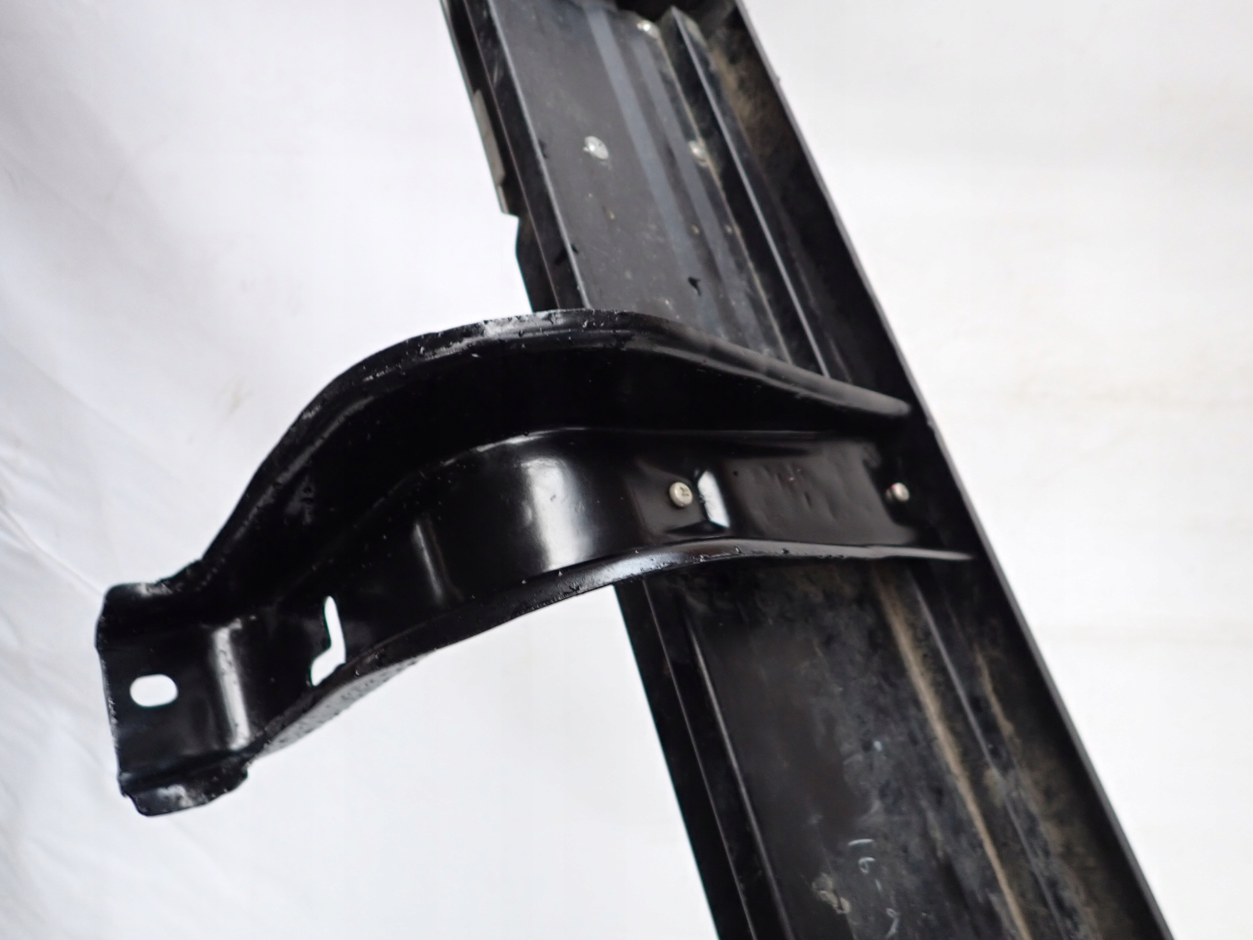 MITSUBISHI L200 V 15- threshold STOPIEN left