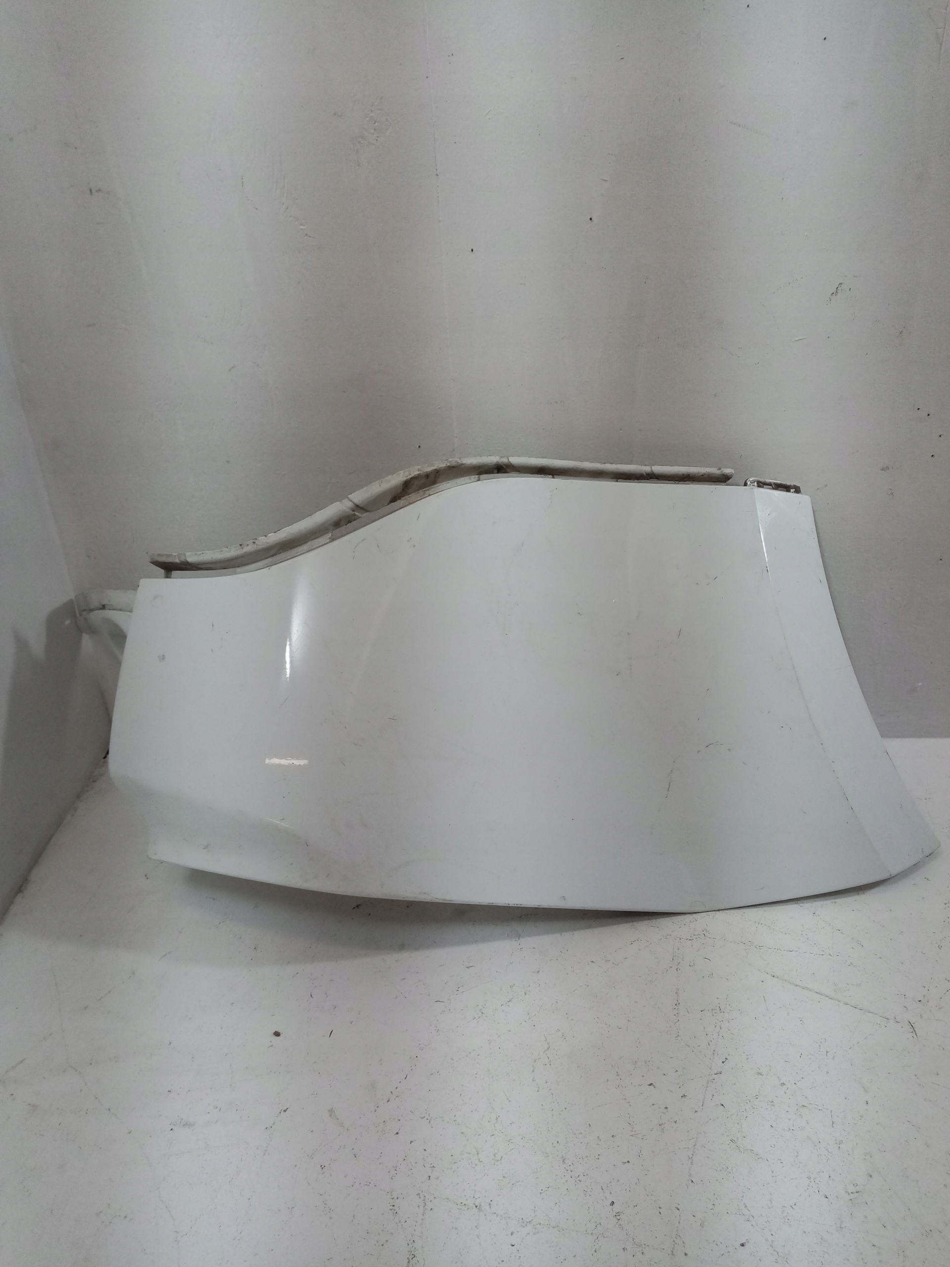 cap of a bumper left rear part FORD S-MAX AM2117865B