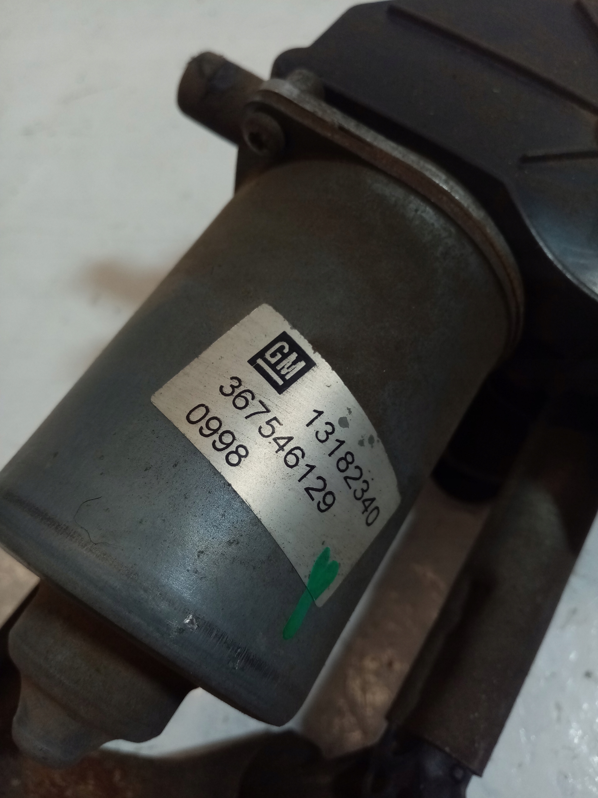 wiper mechanism front OPEL CORSA D 13182340
