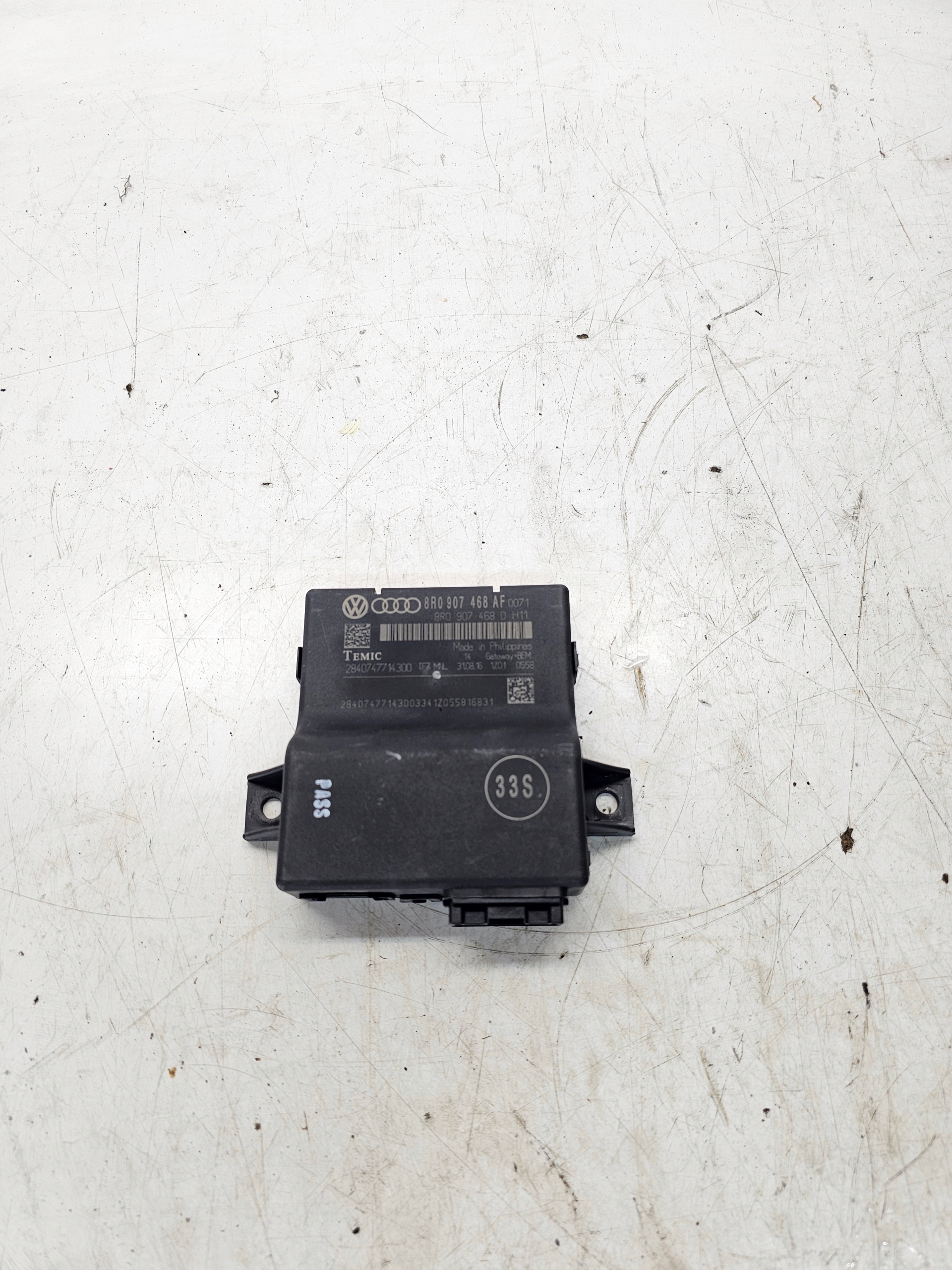 module control unit GATEWAY AUDI A4 A5 Q5 8R LIFT 8R0907468AF