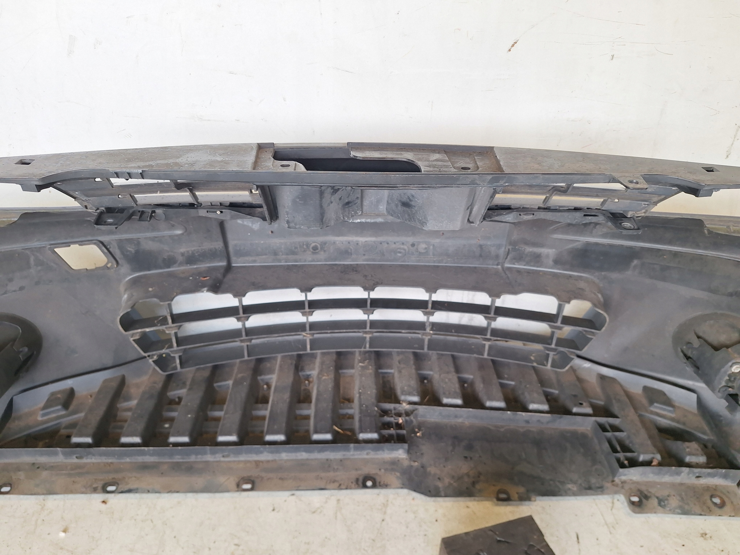 NISSAN NOTE E11 LIFT 09-12 bumper + grille