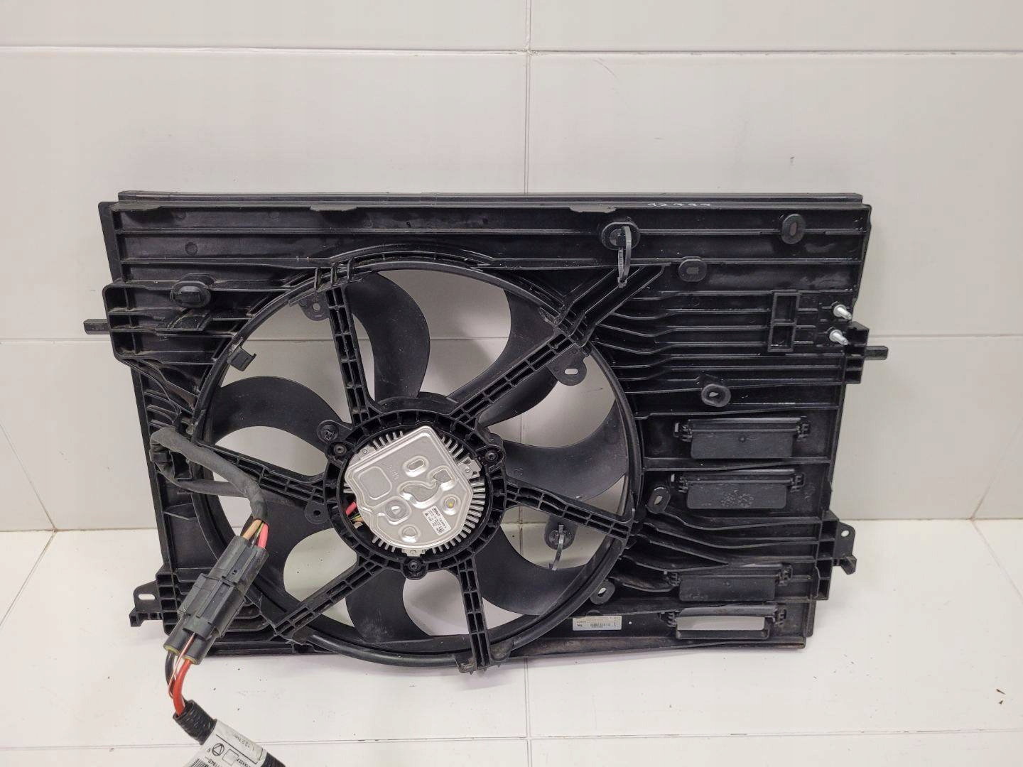 ventilátor chladiče Renault Kadjar 2018 21481HV80B