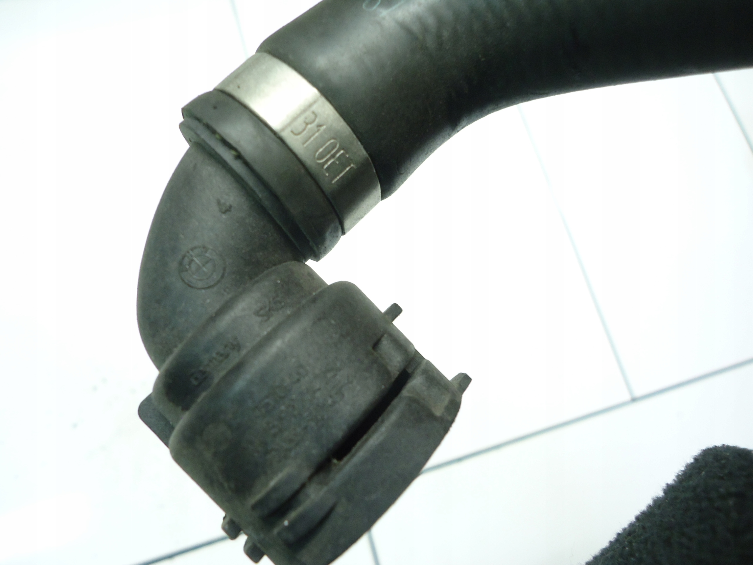 BMW E87 E90 2.0 N43B20 prijenos cijevčica vode 7570940