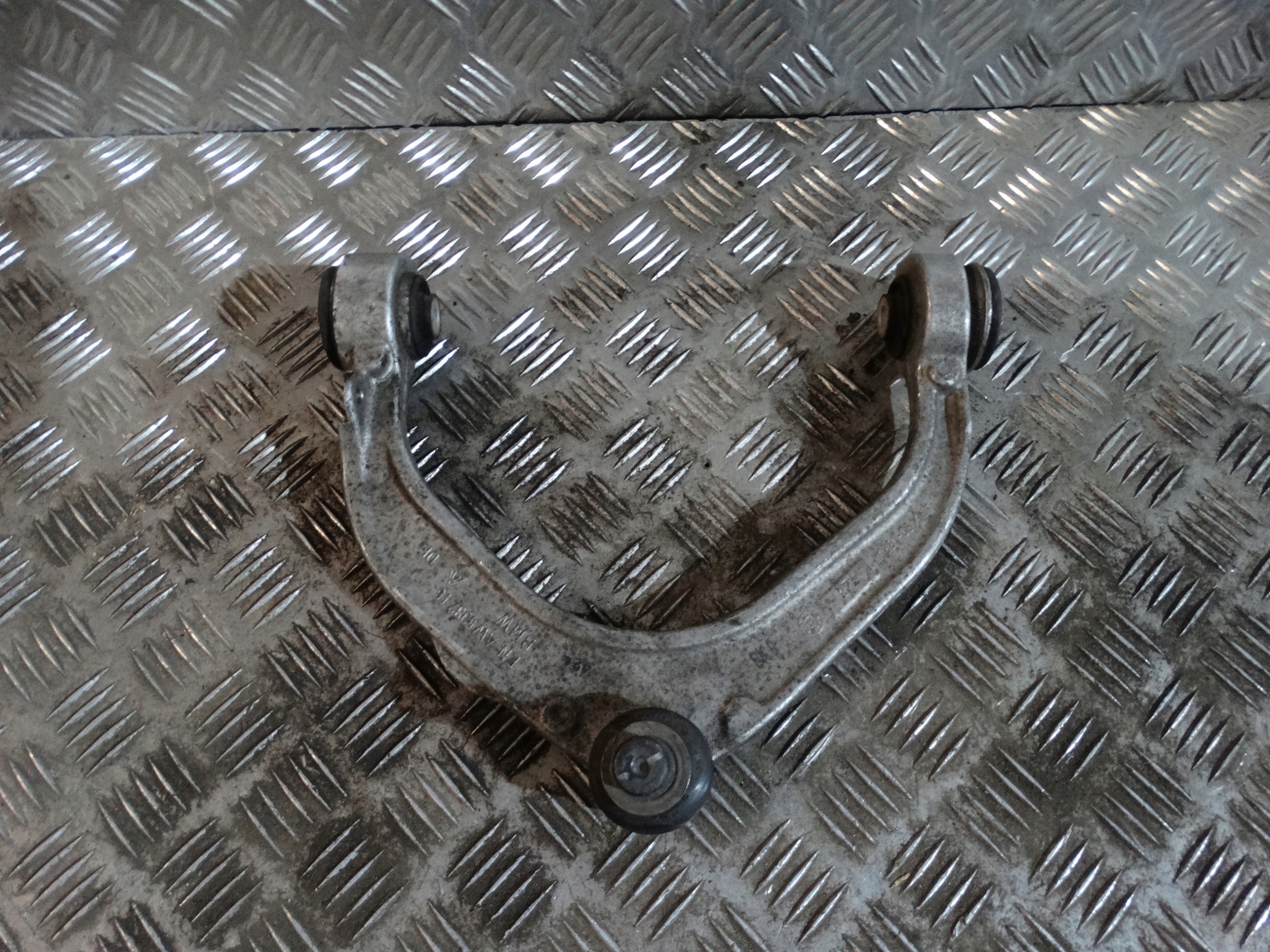 arm front right BMW E70 E71 F16 F15 1