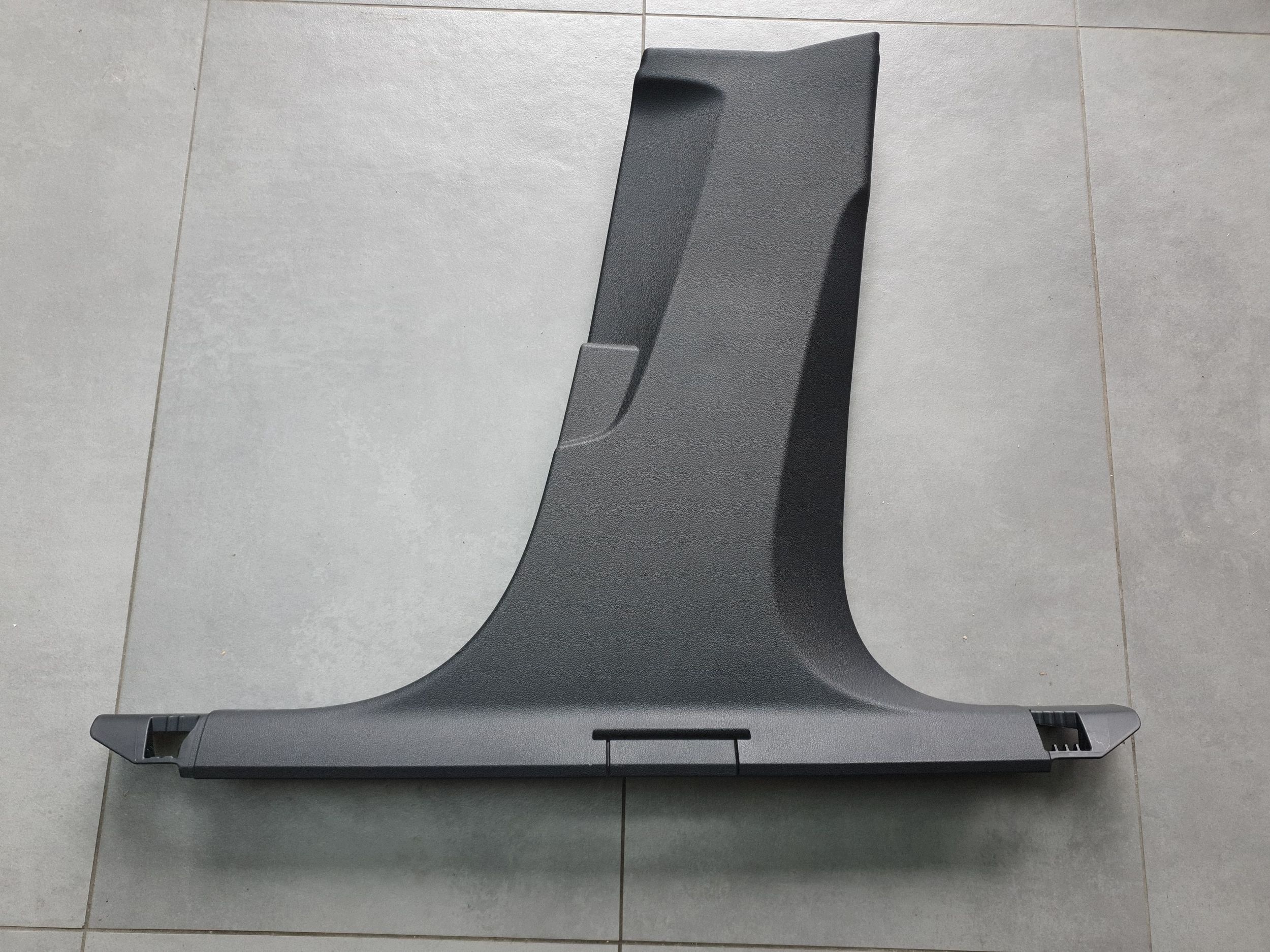 Audi A3 8Y cover pillar B lower 8Y0867240