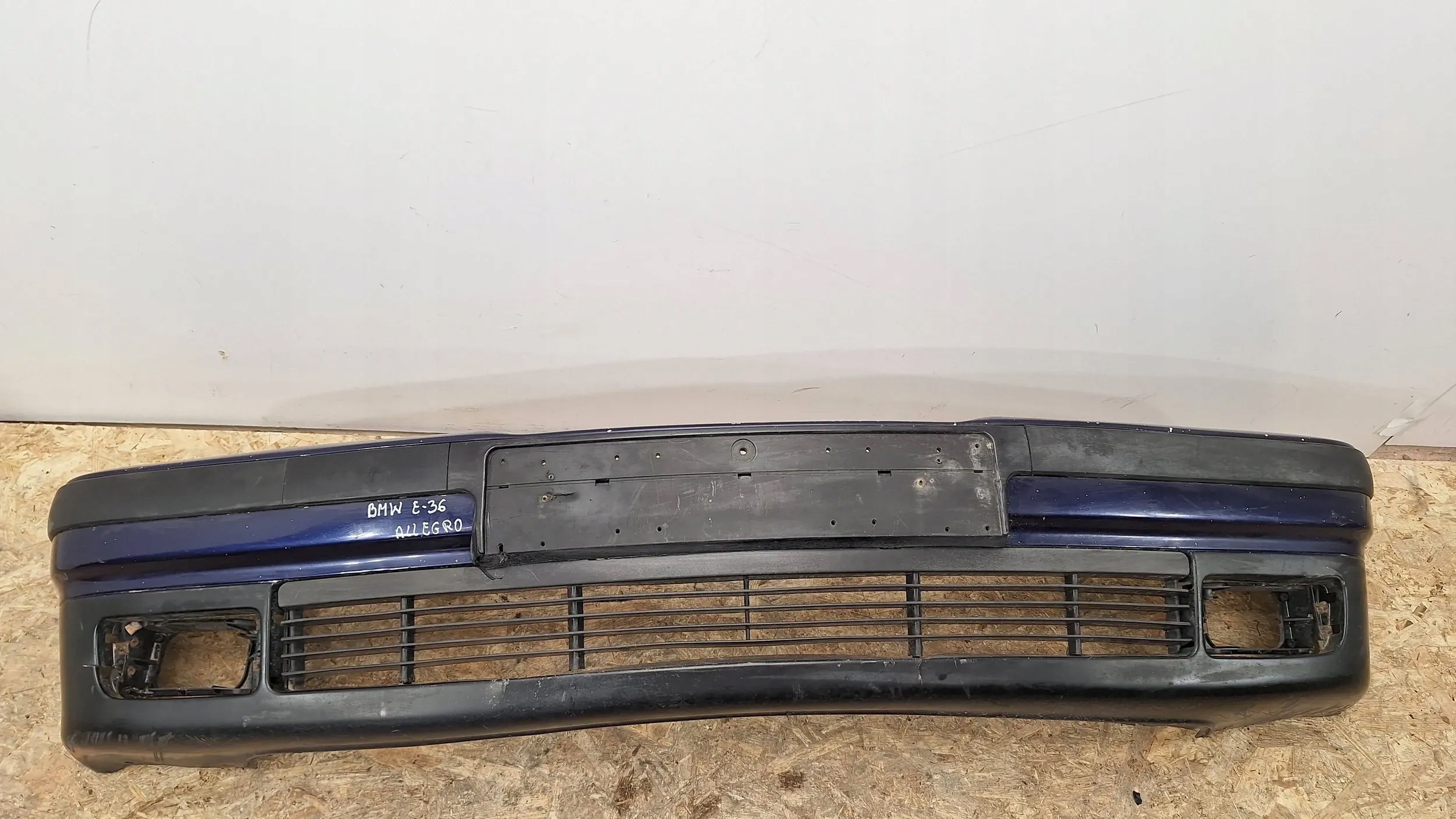 nárazník předek BMW 3 E36 90