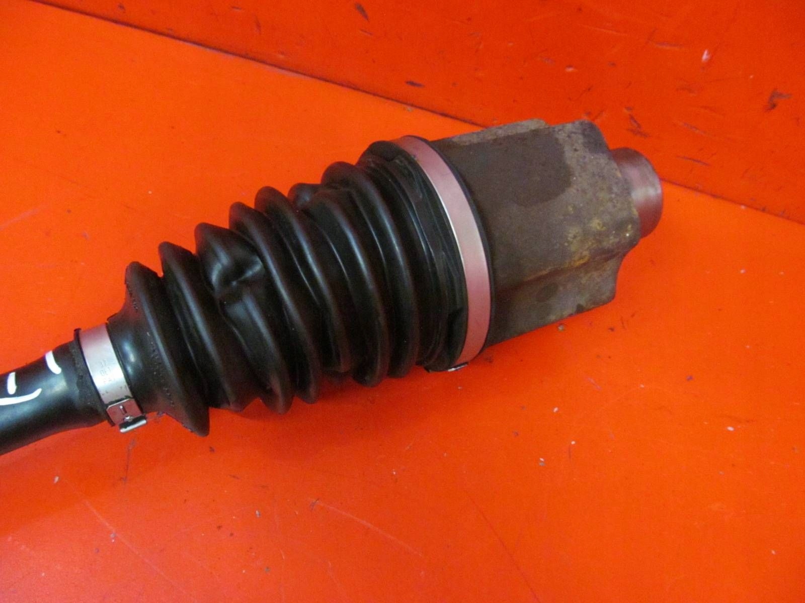 VW TRANSPORTER T5 7H 2.5 TDI AXD semi-axis left front short. 7E0407271AG