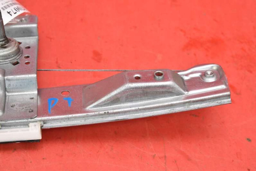 window regulator right rear part 541613212 OPEL CORSA E 5D 14-20