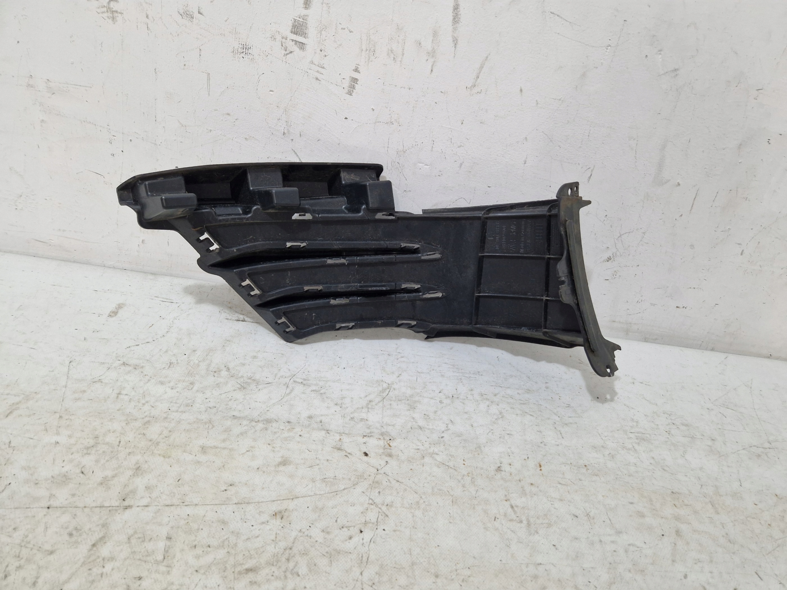CUPRA BORN 2021- grille grid cover left of a bumper 10E807883B