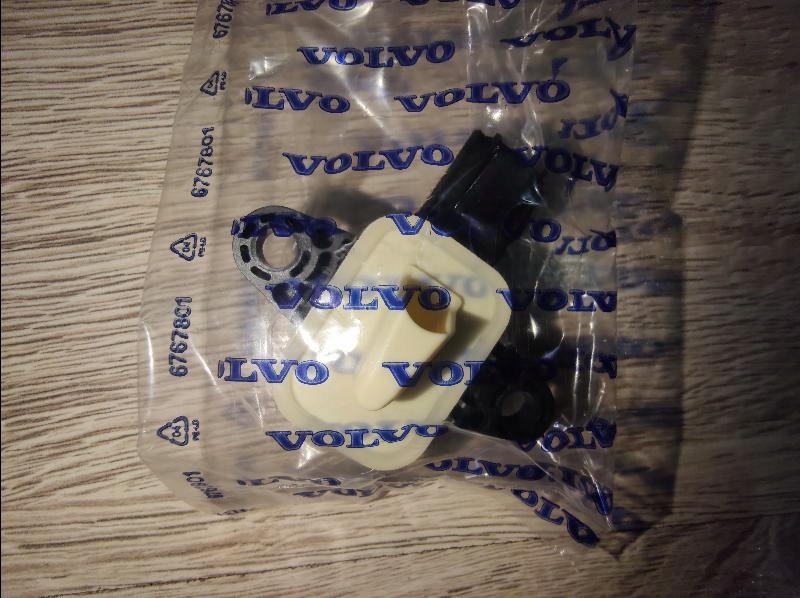 Датчик удару VOLVO XC60 S60 V60 31471578