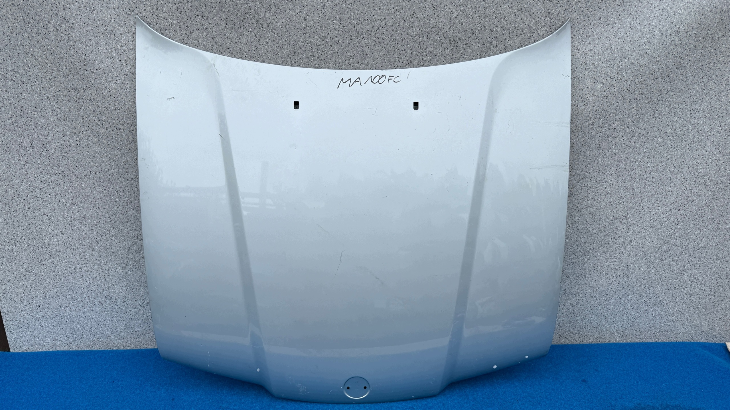 BMW 3 E36 berlina KOMBI COFANO Coperchio 81353443 MA100FC