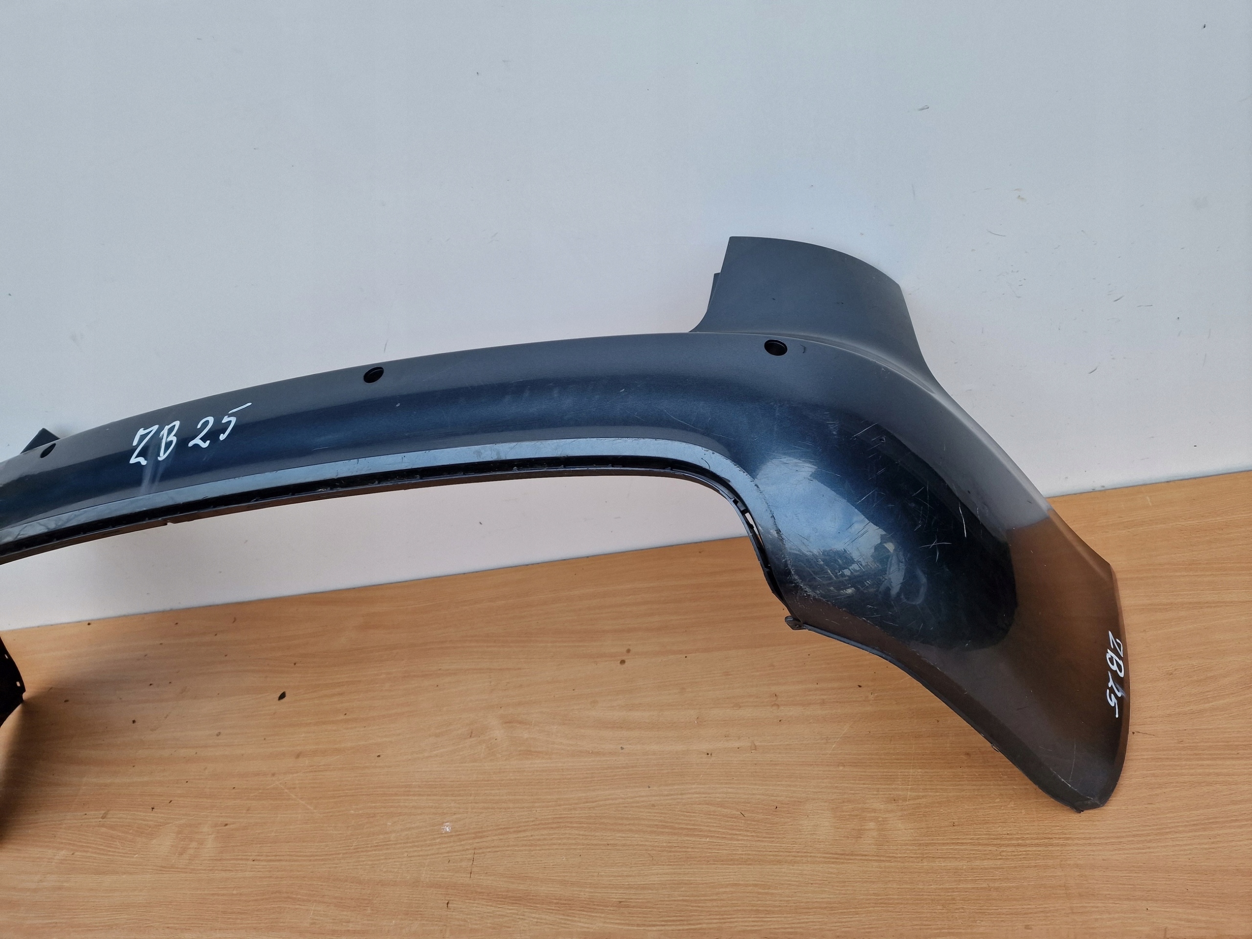 AUDI A6 C6 4F 4F9 KOMBI STOSSSTANGE HECK 2004-2008 ROK