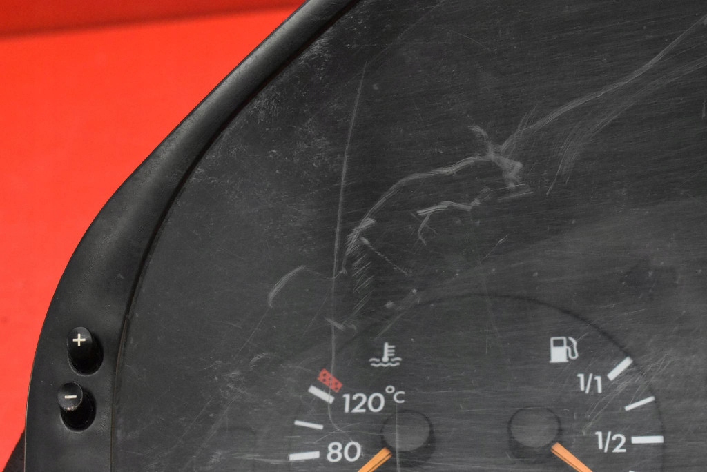 спидометр часы европа 2025406948 MERCEDES W202 2.0 компрессор 192KM РЕСТАЙЛИНГ