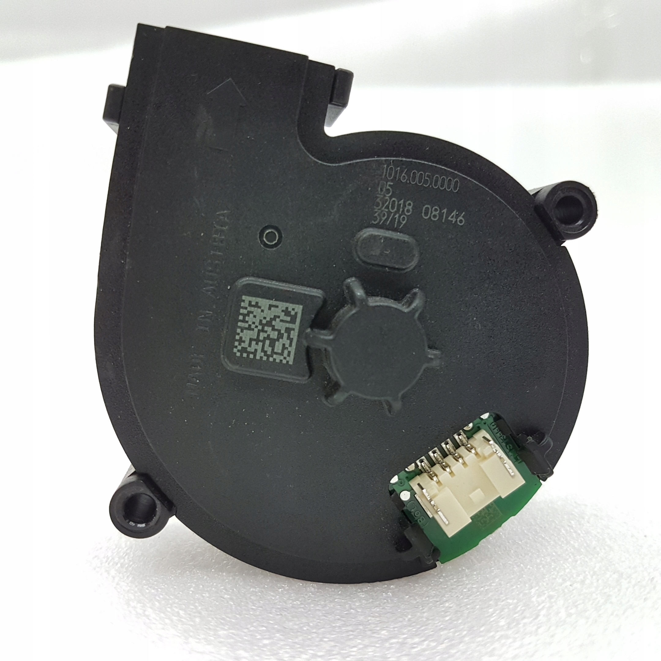 10160050000 - Вентилятор фары BMW 5 G30 G31 ADAPTIVE LED