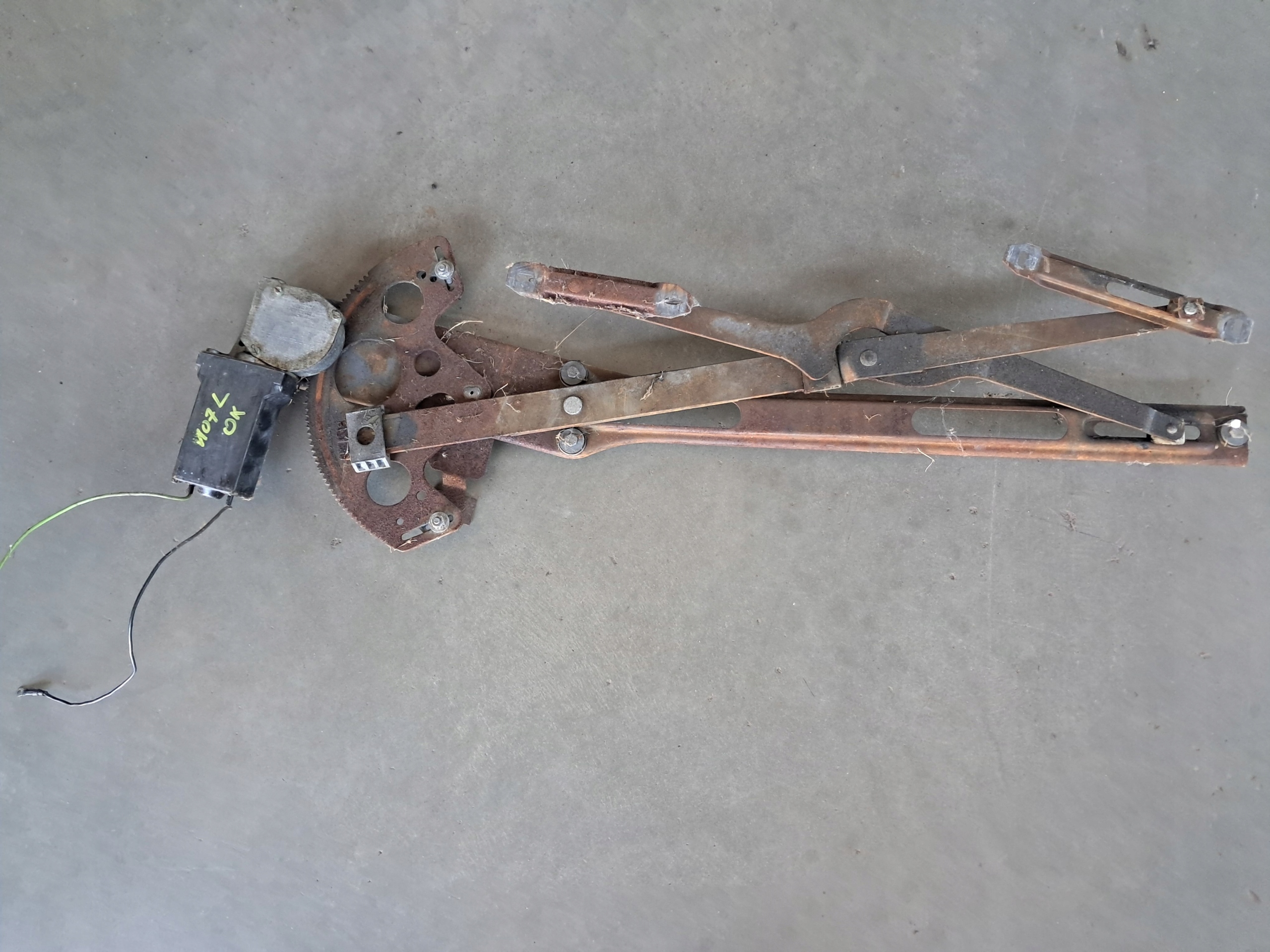 mechanism electrical windows left front MERCEDES 107 SL SLC 1077200746