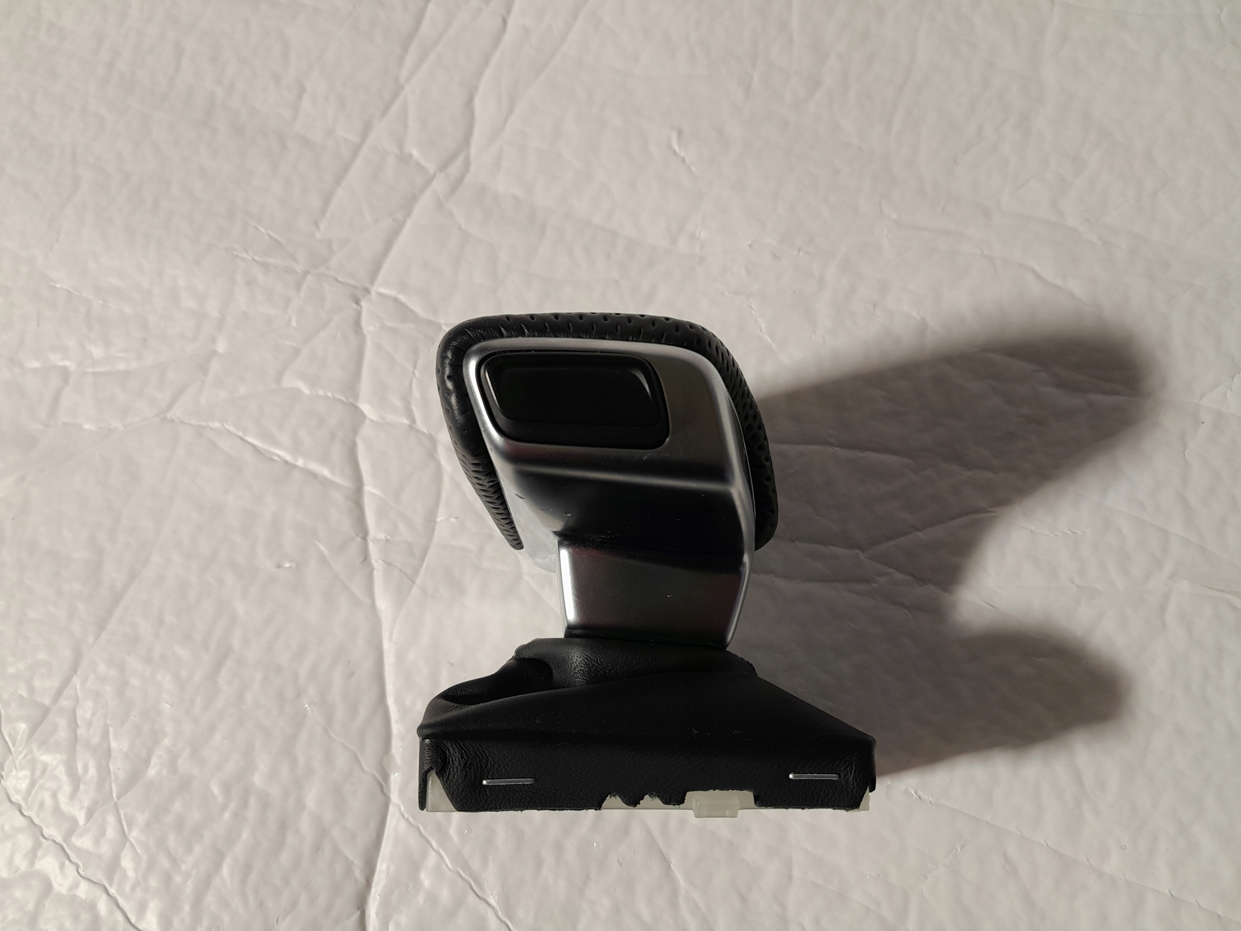 AUDI A4 B9 berlina LEVA CAMBIO BIALA NIC 100103334