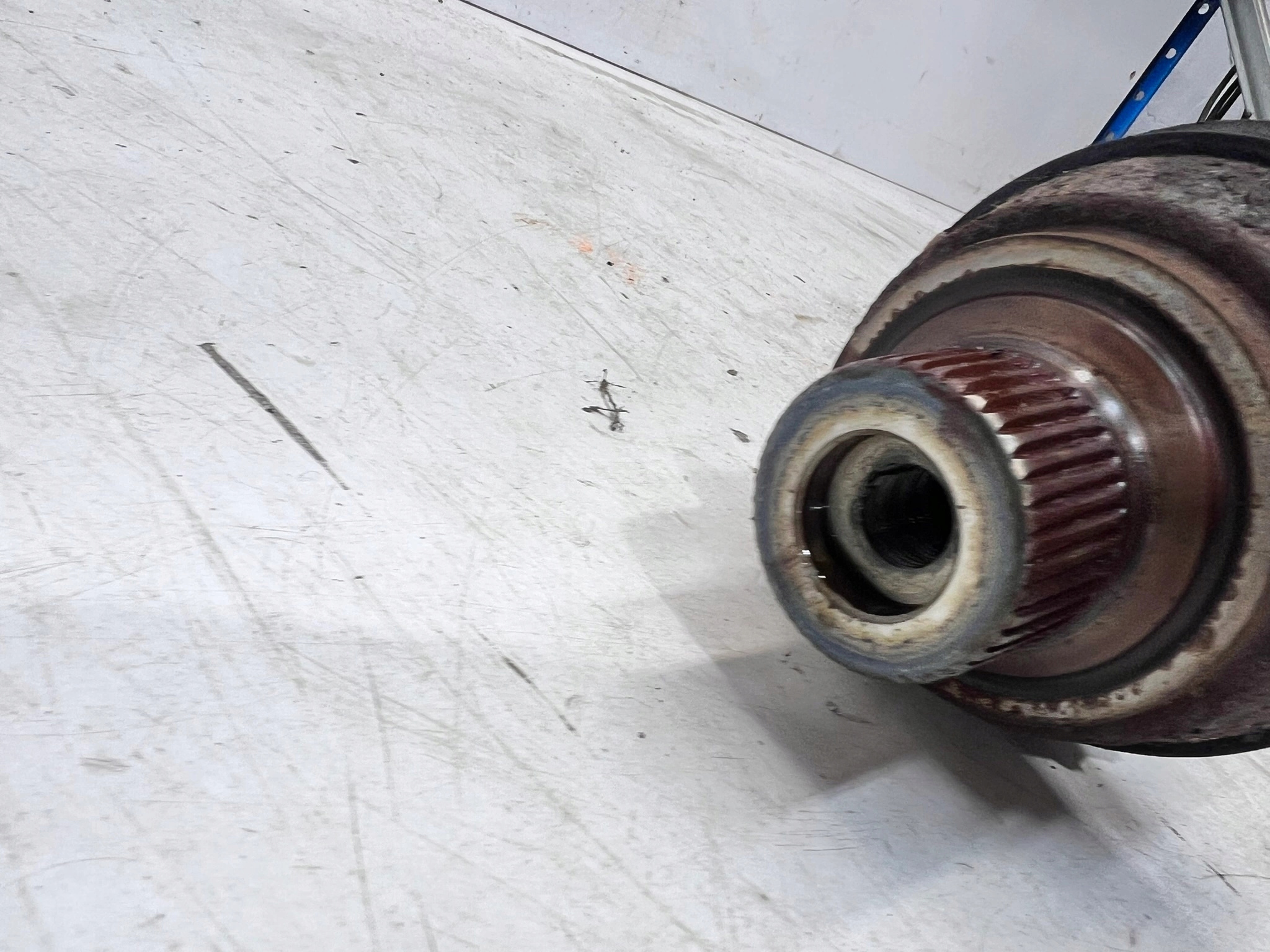 semi-axis right rear part AUDI A4 B8 A5 8T 8K0501204L