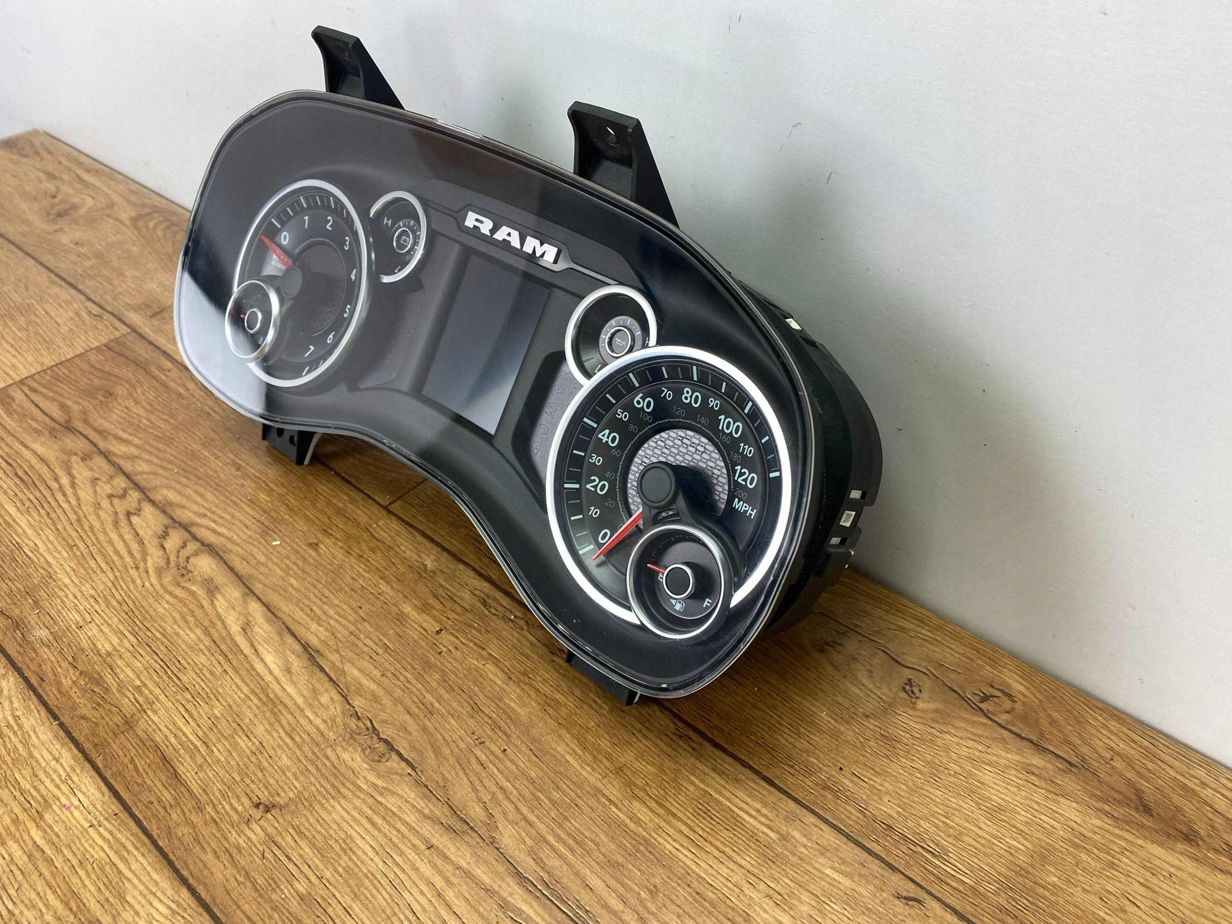 dials Dodge Ram 1500 DT 2019+