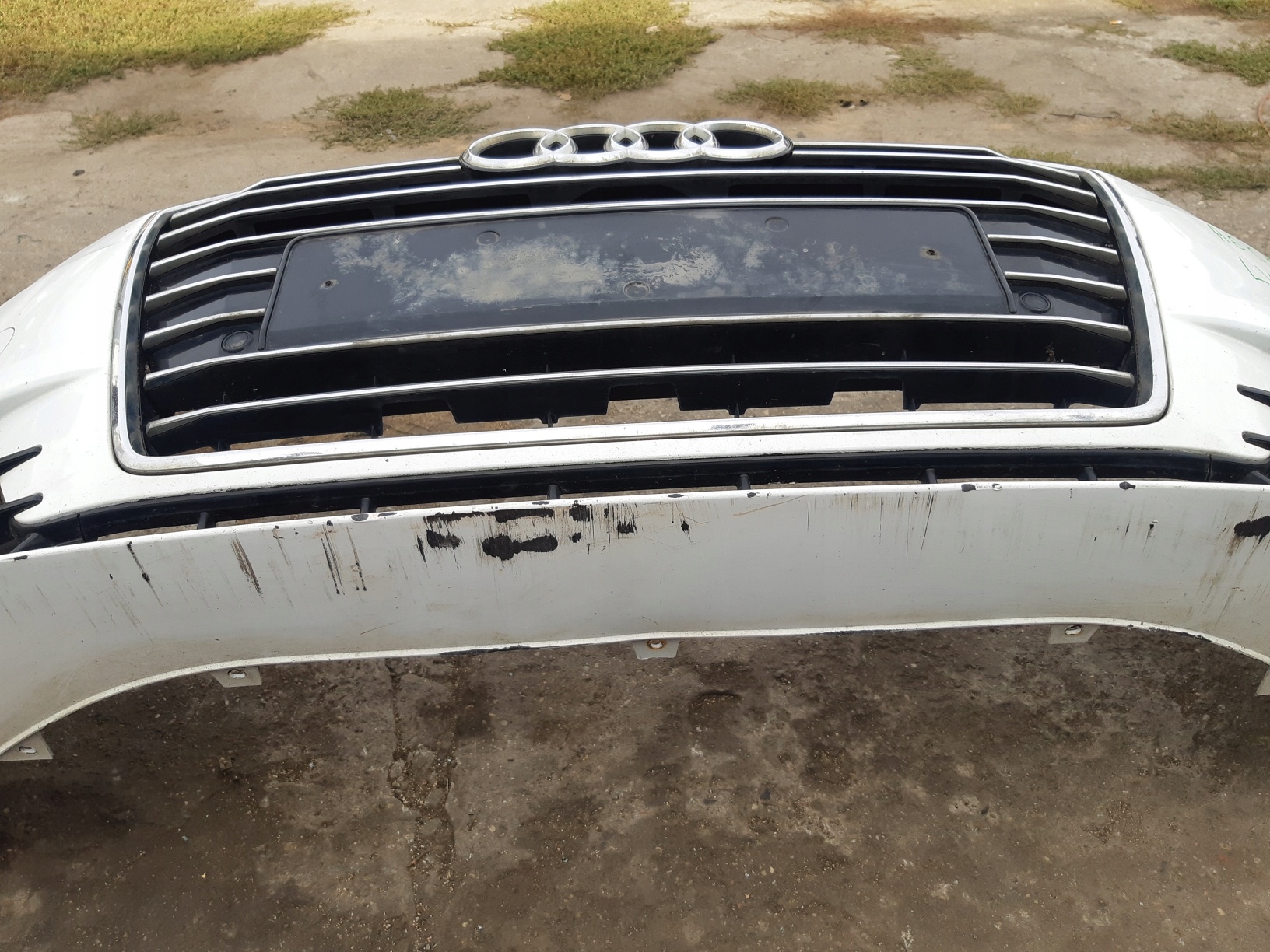 AUDI A6 C7 LIFT LY9C front bumper 4 PDC grill front grille complete