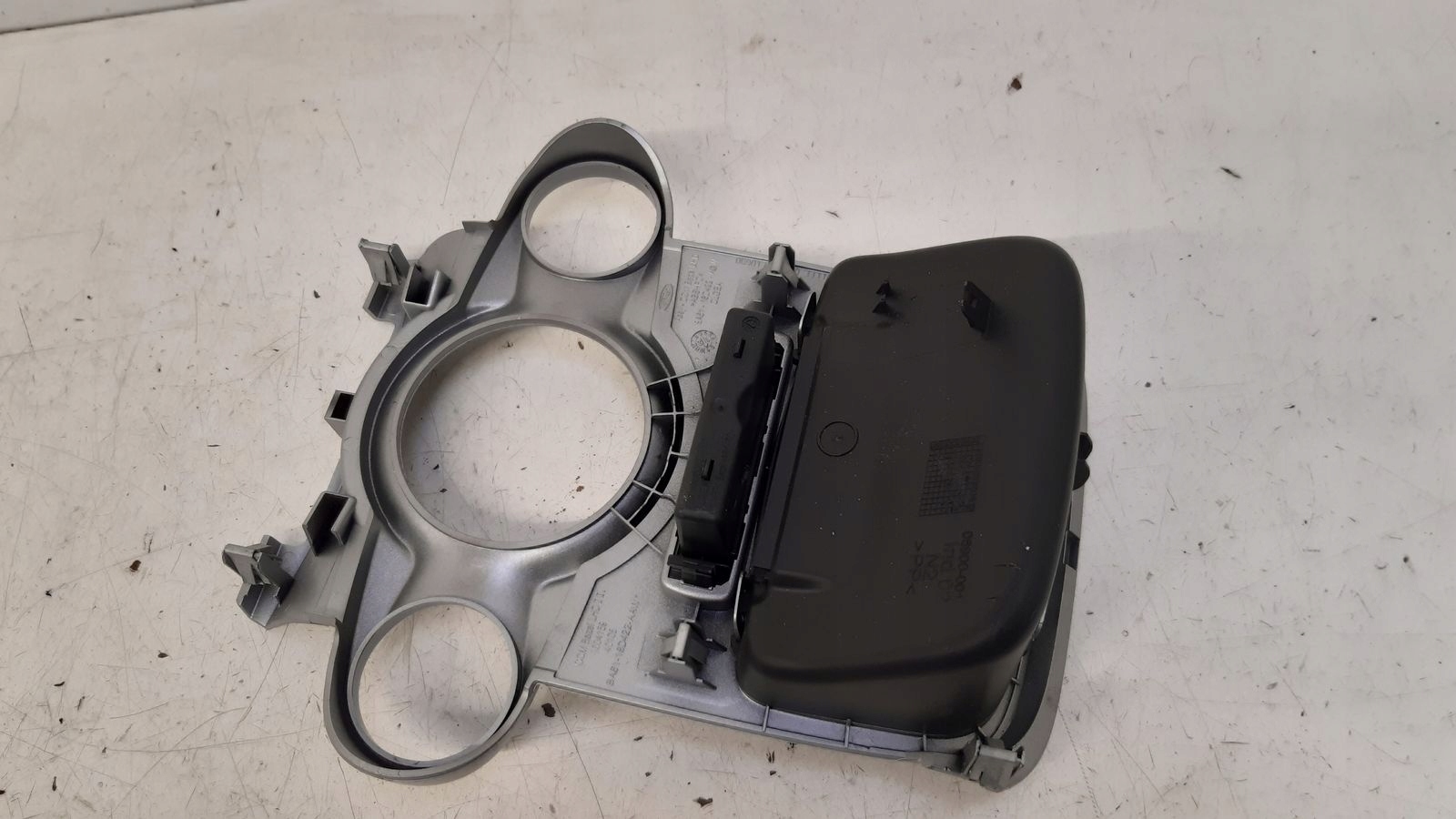 RÁM panelu klimatizaci Ford Fiesta MK7 1,25i
