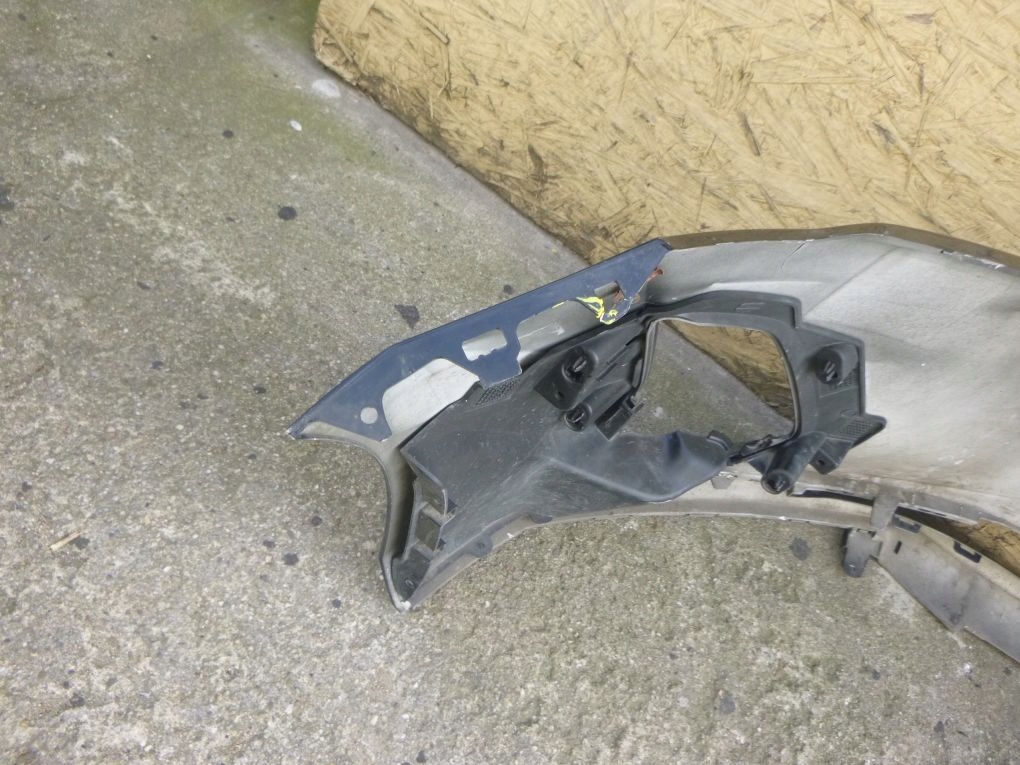FORD FOCUS MK4 IV 2018- FRONTSTOSSSTANGE
