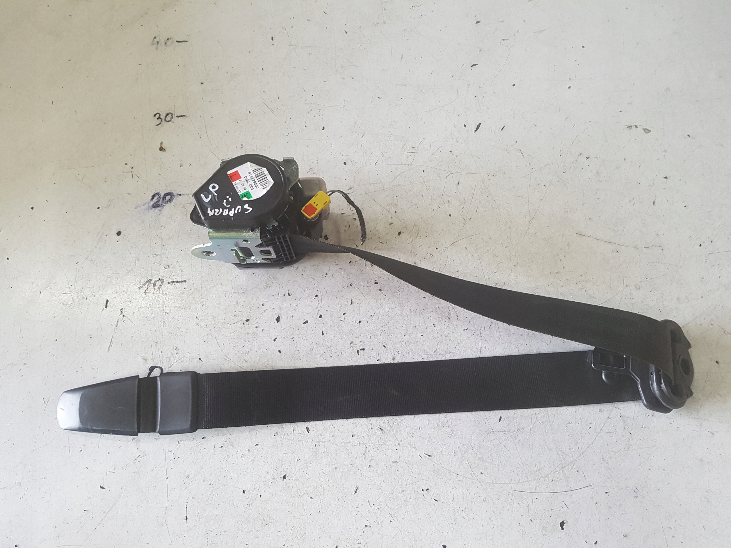 SUPERB 2 II 08 - 15R ремінь безпеки передній лівий