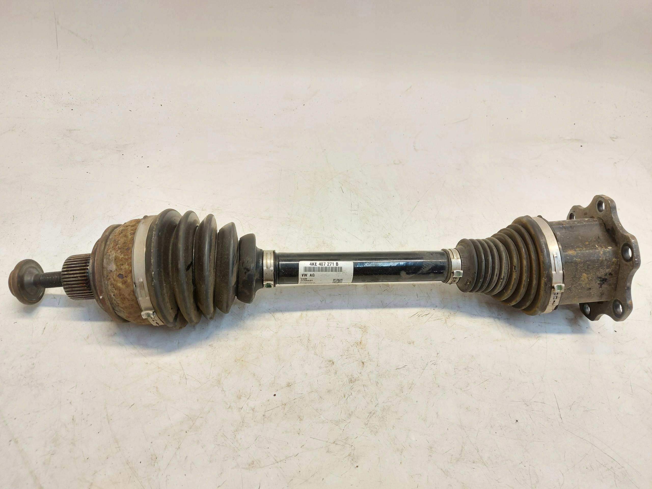 Audi Q8 E-TRON SportBack 4KE semi-axis semi-axis right front front 4ke407271b