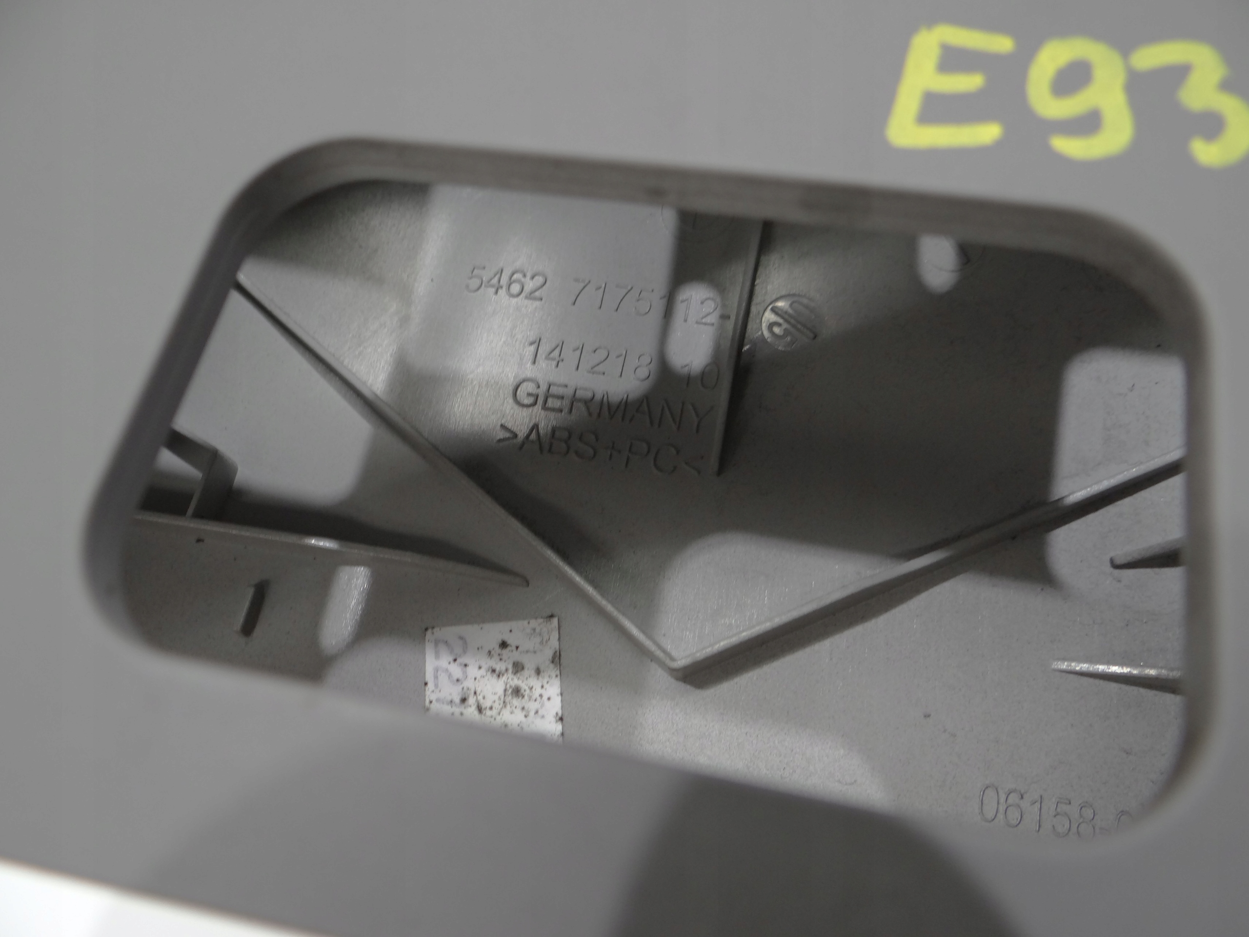Blende Abdeckung heck rechts graue BMW E93 OE 7175112