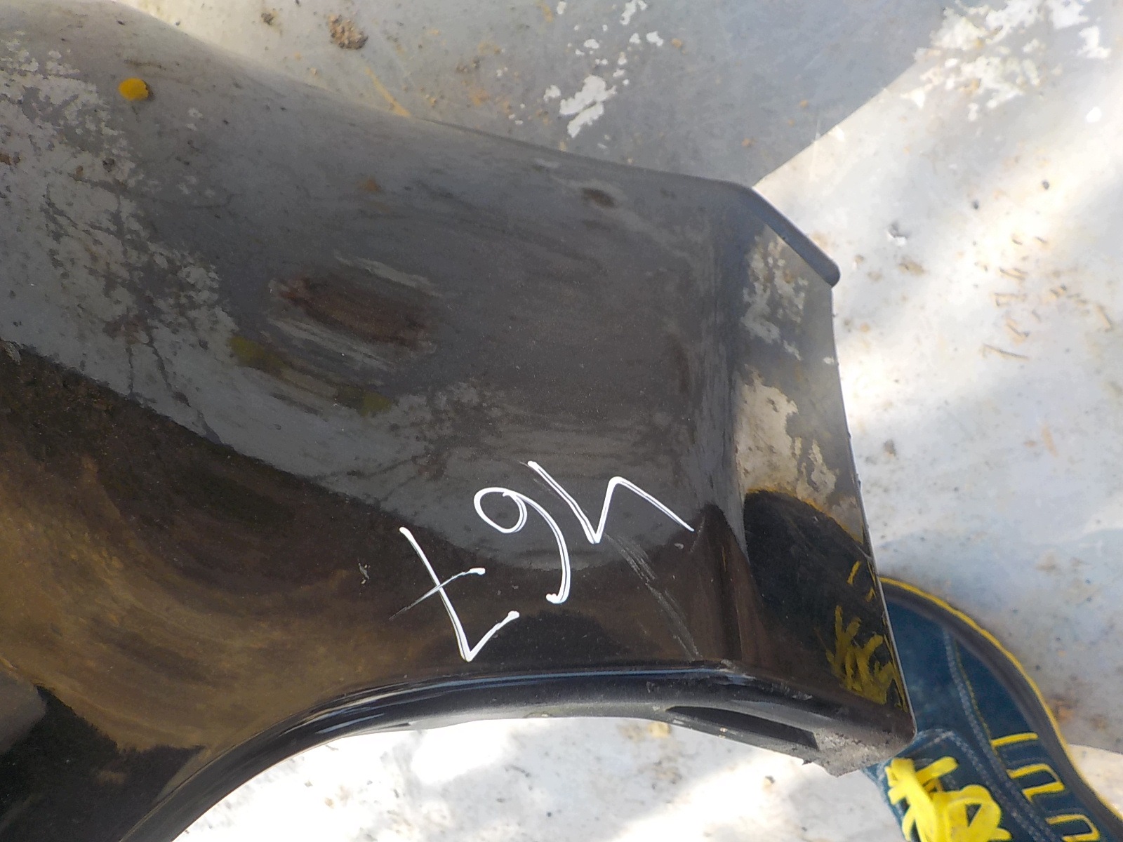 467 LAND ROVER FREELANDER II bumper front front below XENON