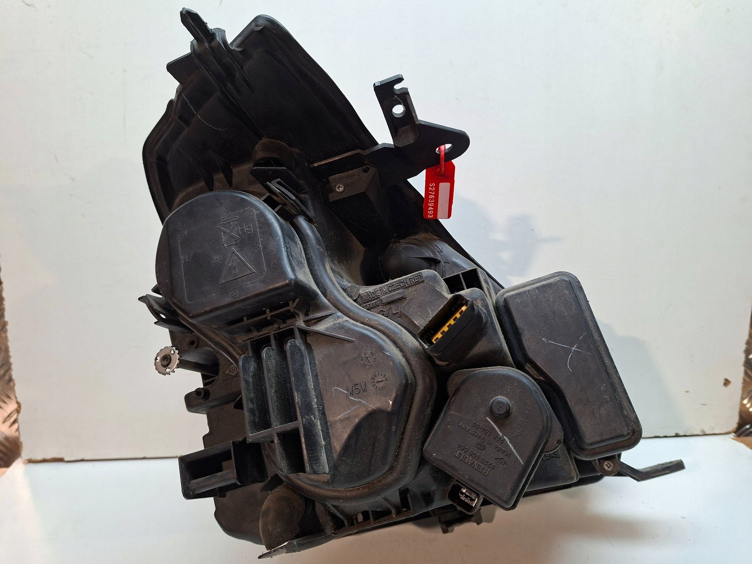 light front left XENON 8200014357 RENAULT VEL SATIS 2001
