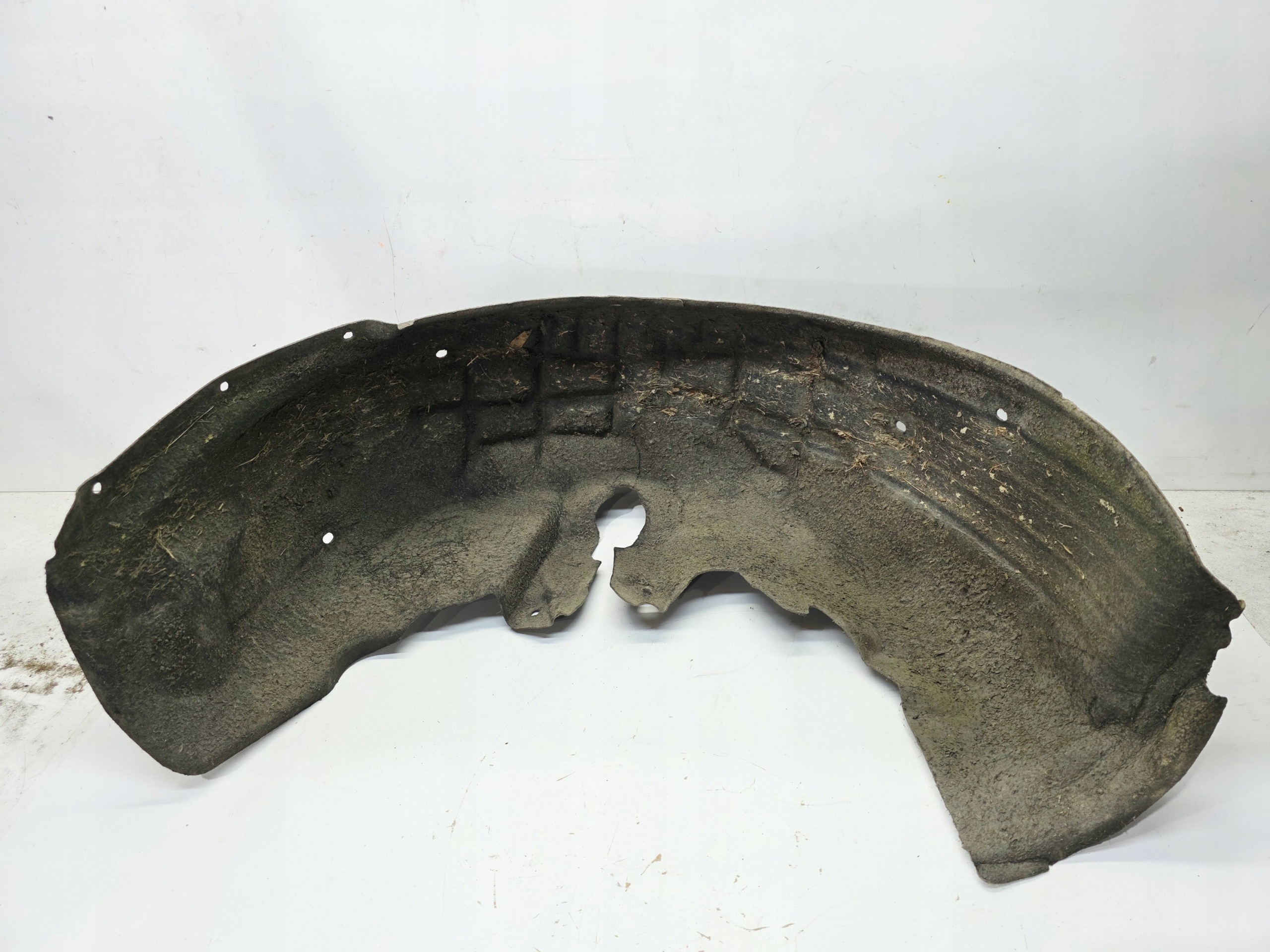 mudguard MATERIALOWE right rear part AUDI A4 B8 ALLROAD 8K9810172A