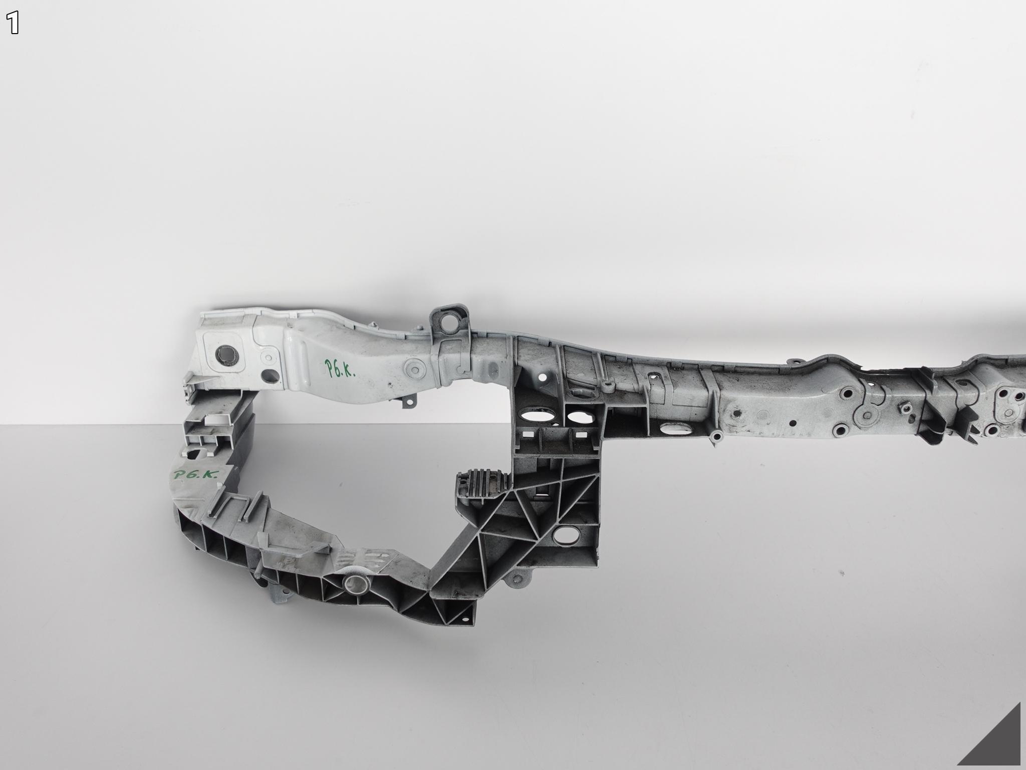 FORD FOCUS MK3 III LIFT 14-18 front panel, wall