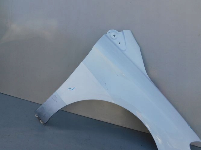 MERCEDES W246 B-KLASA 12- fender right front