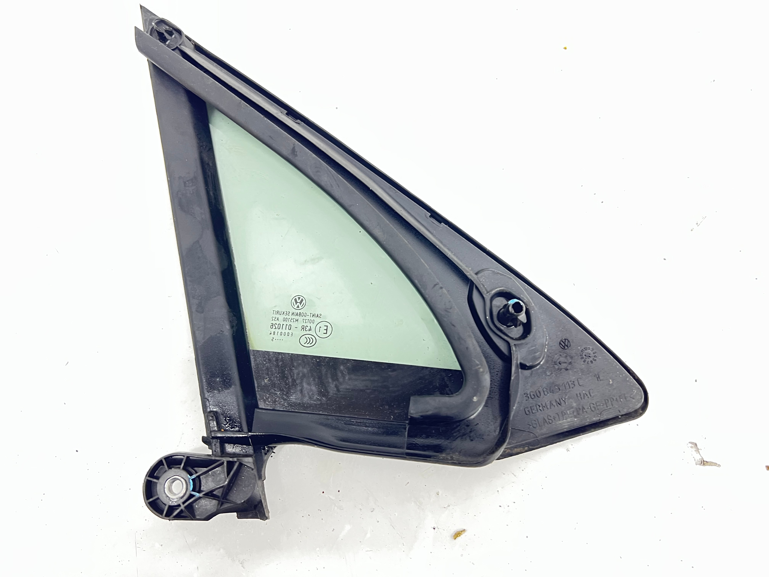 window TROJKAT door left front VW PASSAT B8 3G0945113C 2015R