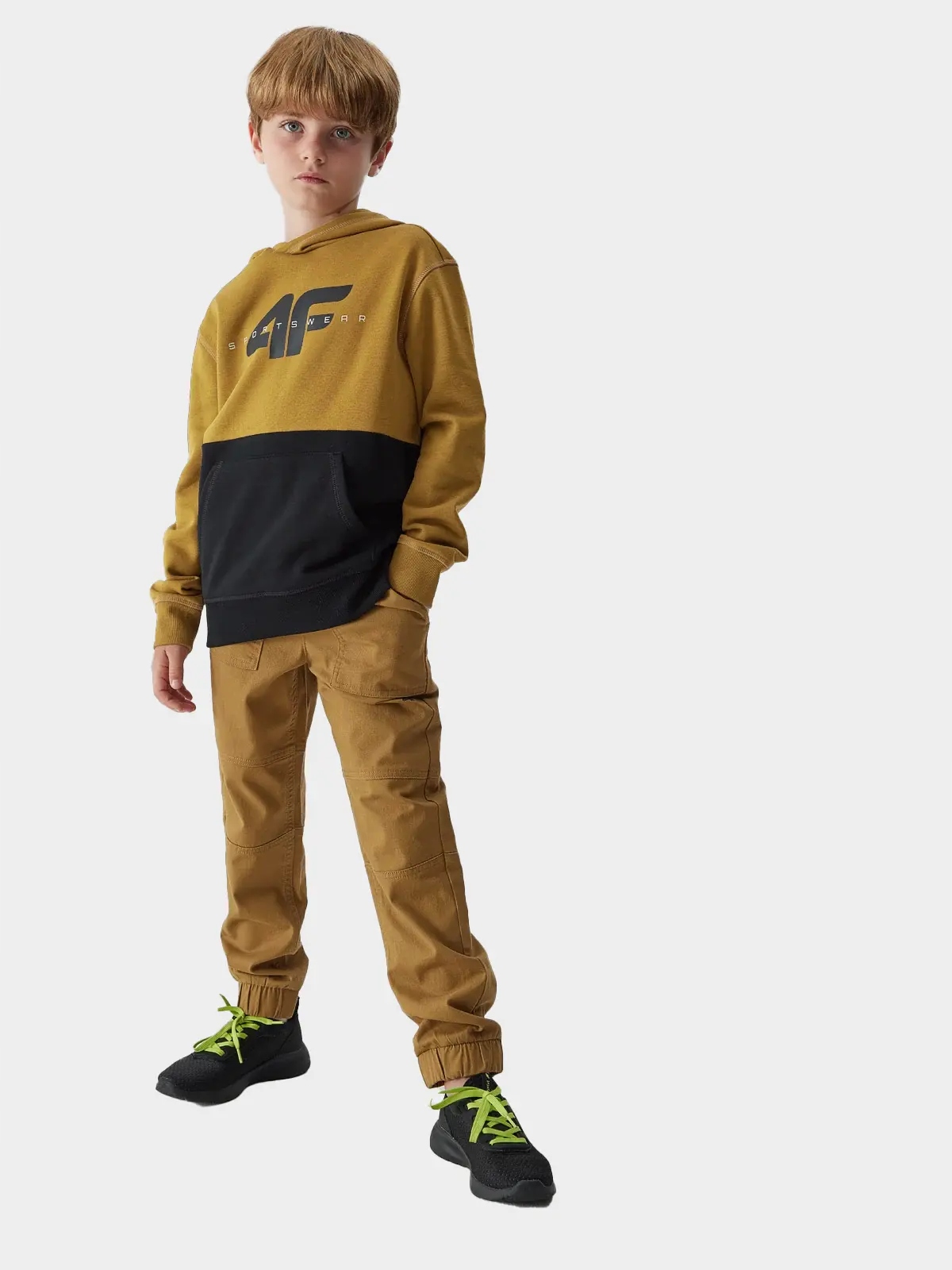 SPODNIE CHŁOPIĘCE 4F JUNIOR JOGGERY BAWEŁNA AW23M412 Rozmiar (new) 164 (159 - 164 cm)
