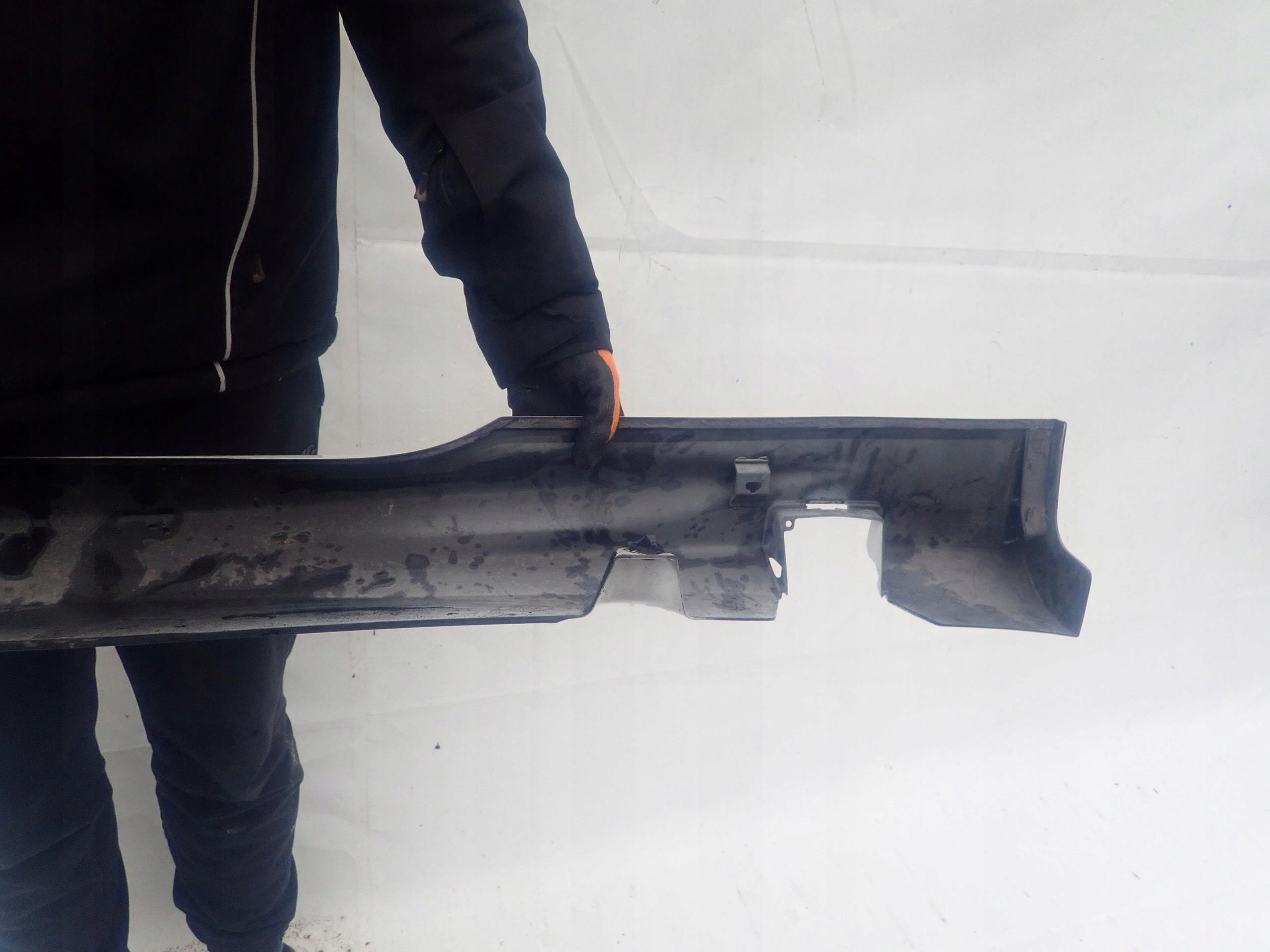 FORD FIESTA VII MK7 ST 08- threshold right moulding right