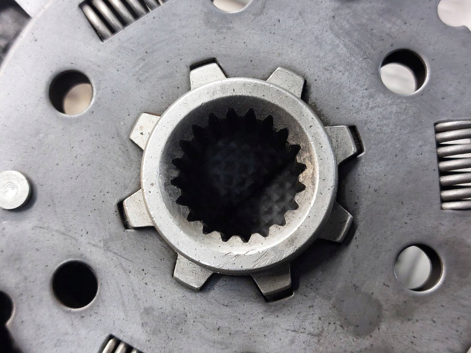 VOLANO USATO + disco + di pressione OPEL ASTRA J 1.6 TURBO 55564555