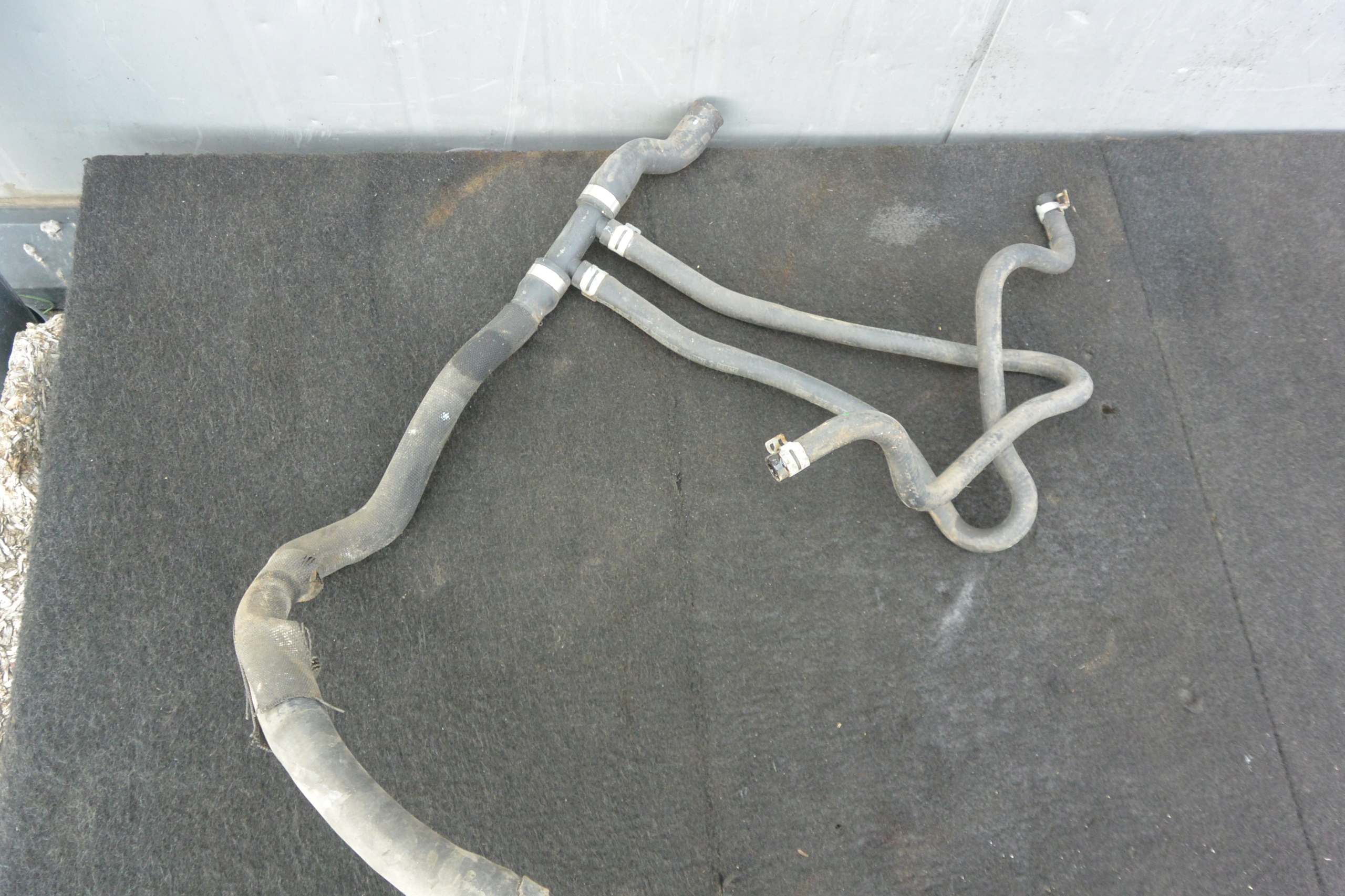 prijenos vode KPL OM273 4.7 5.0 MERCEDES GL ML 164