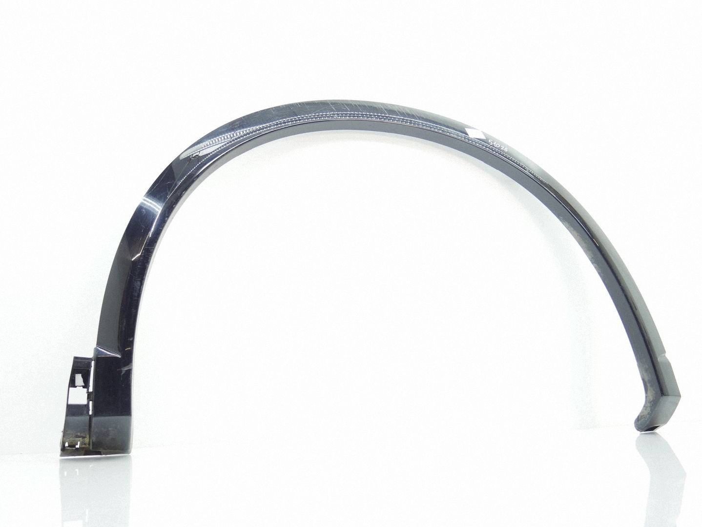 moulding of a fender right front right front VW TIGUAN III