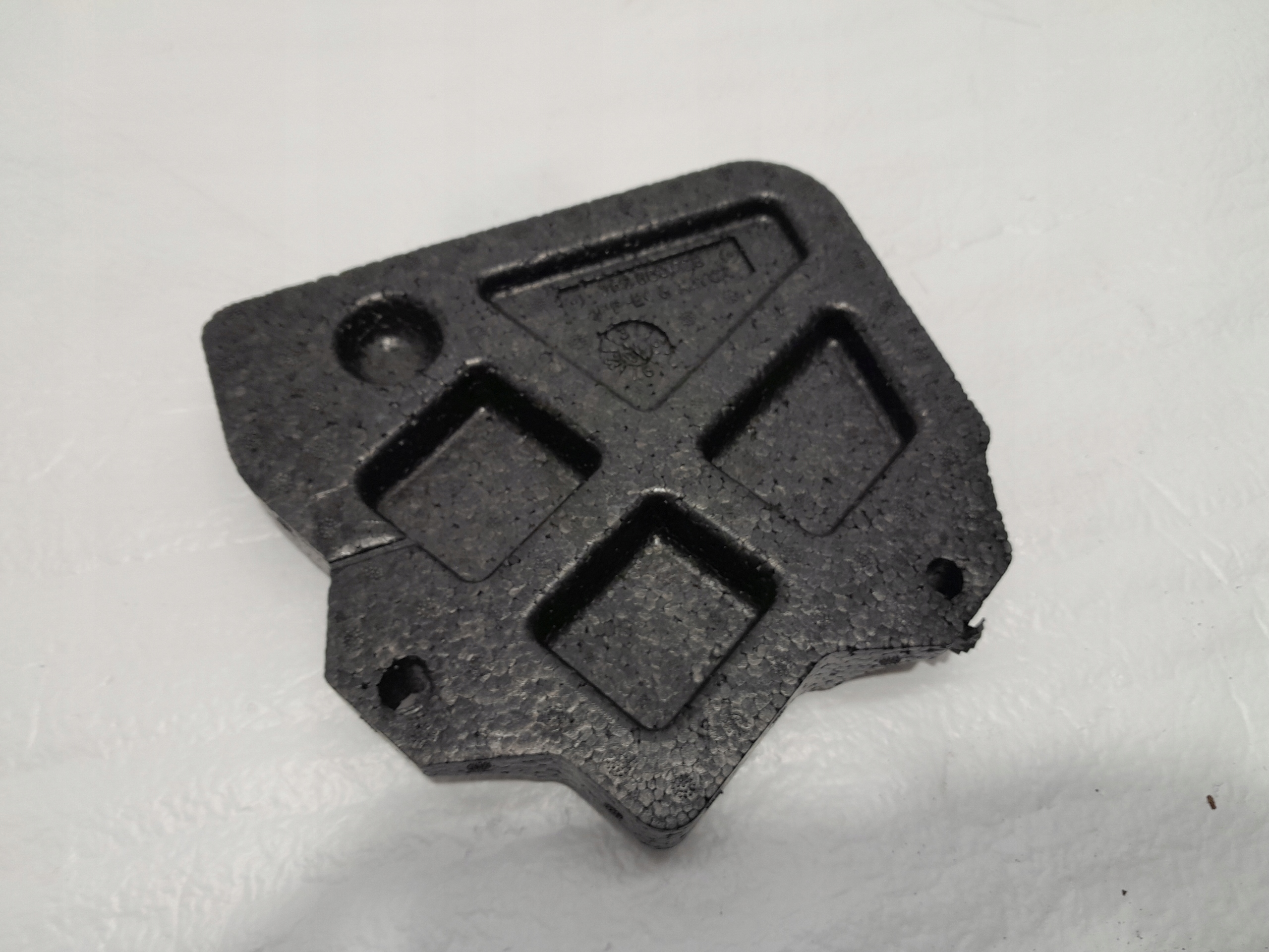 PORSCHE CAYENNE 9Y polystirene boot floor well 760863028
