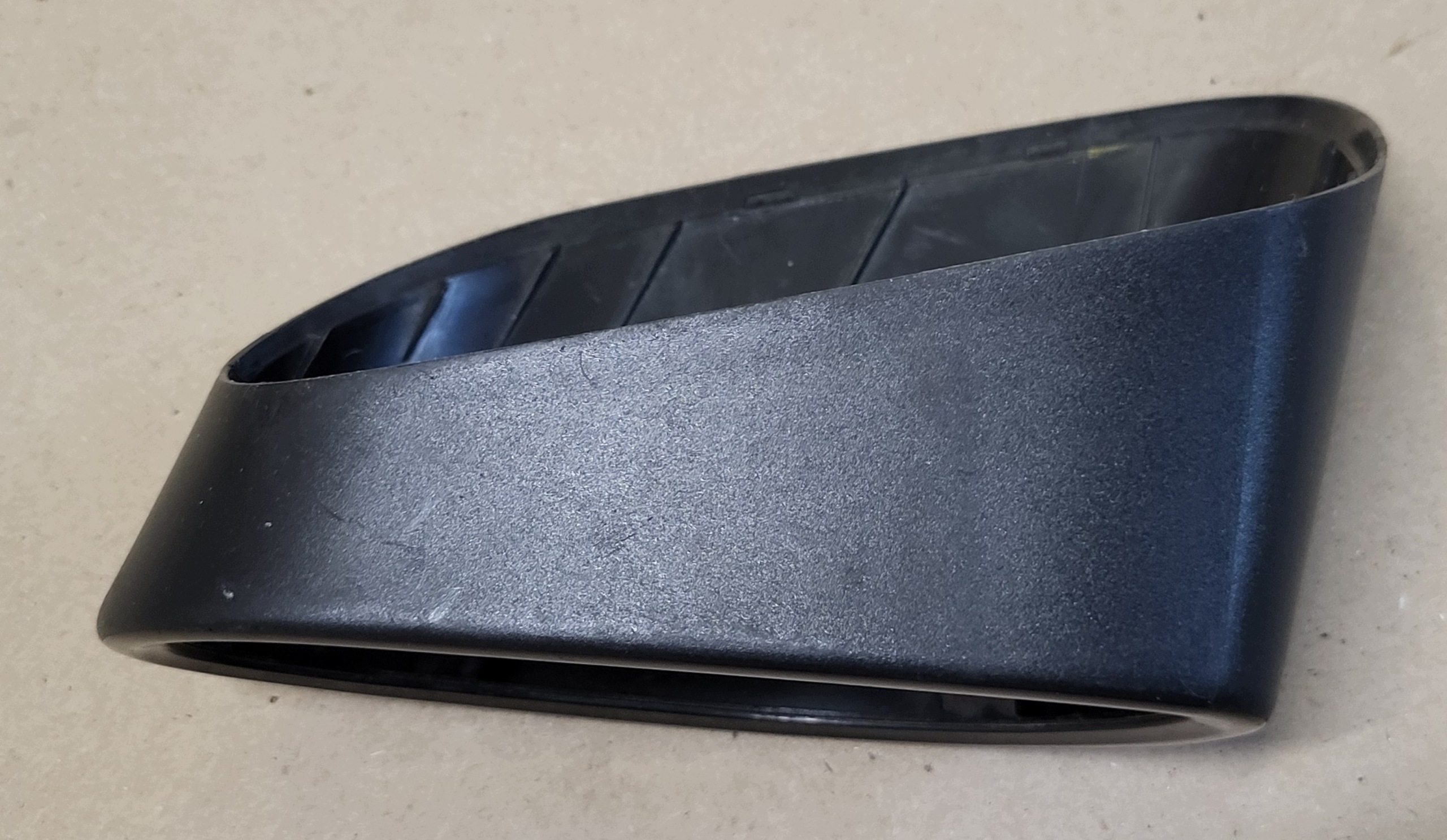 couverture couverture externe couverture VW TOUAREG A2125412 R1 OE