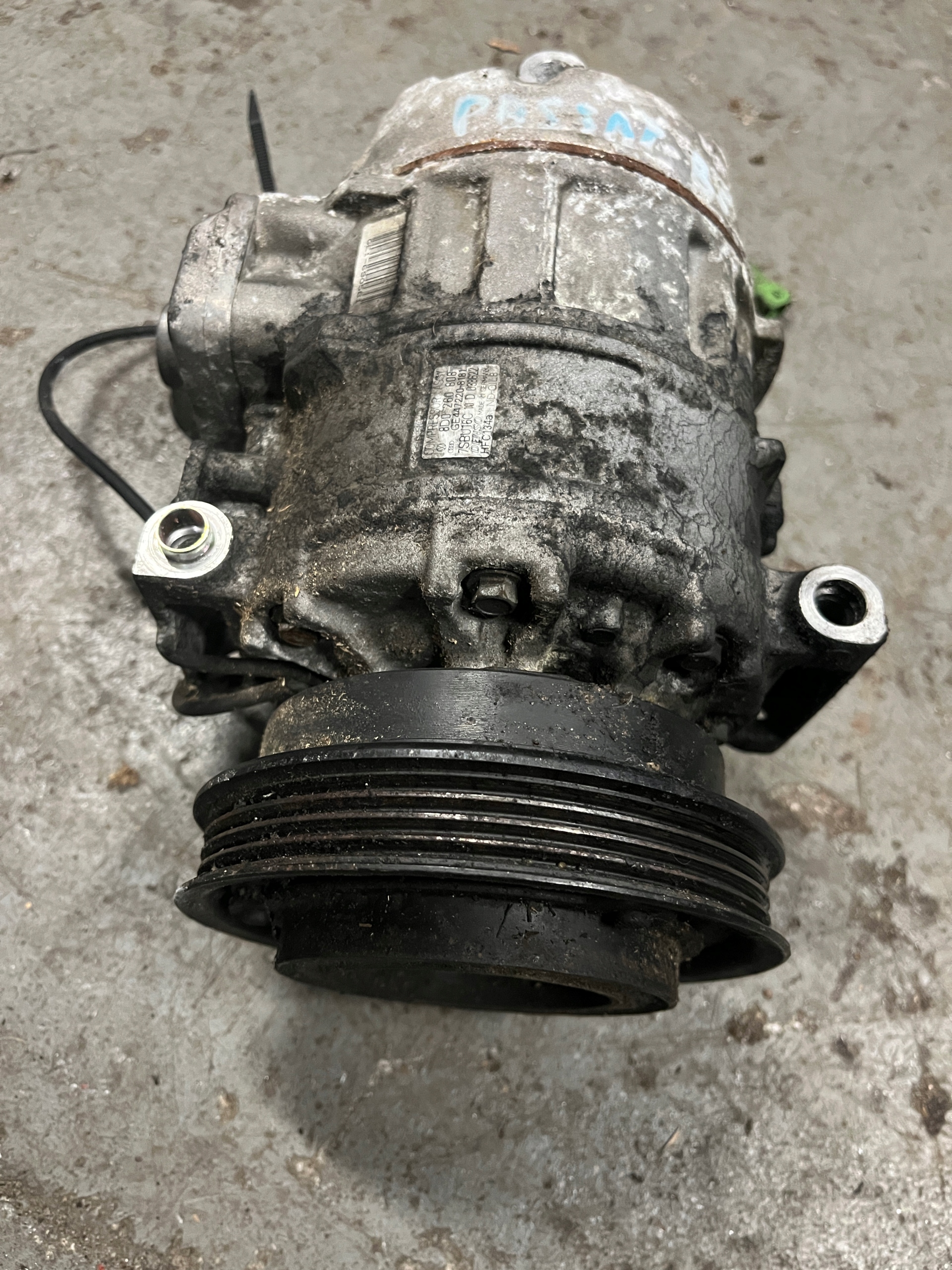 Компрессор кондиционера vw PASSAT B5 FL 1.9 tdi 8D0260808